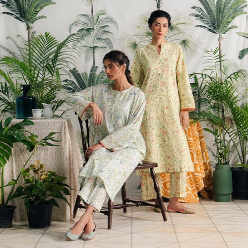 READY TO WEAR