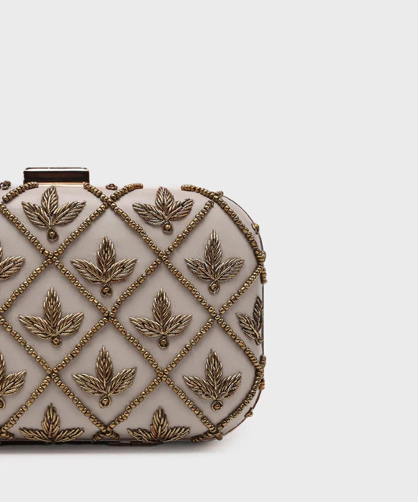 Off White Hard clutch