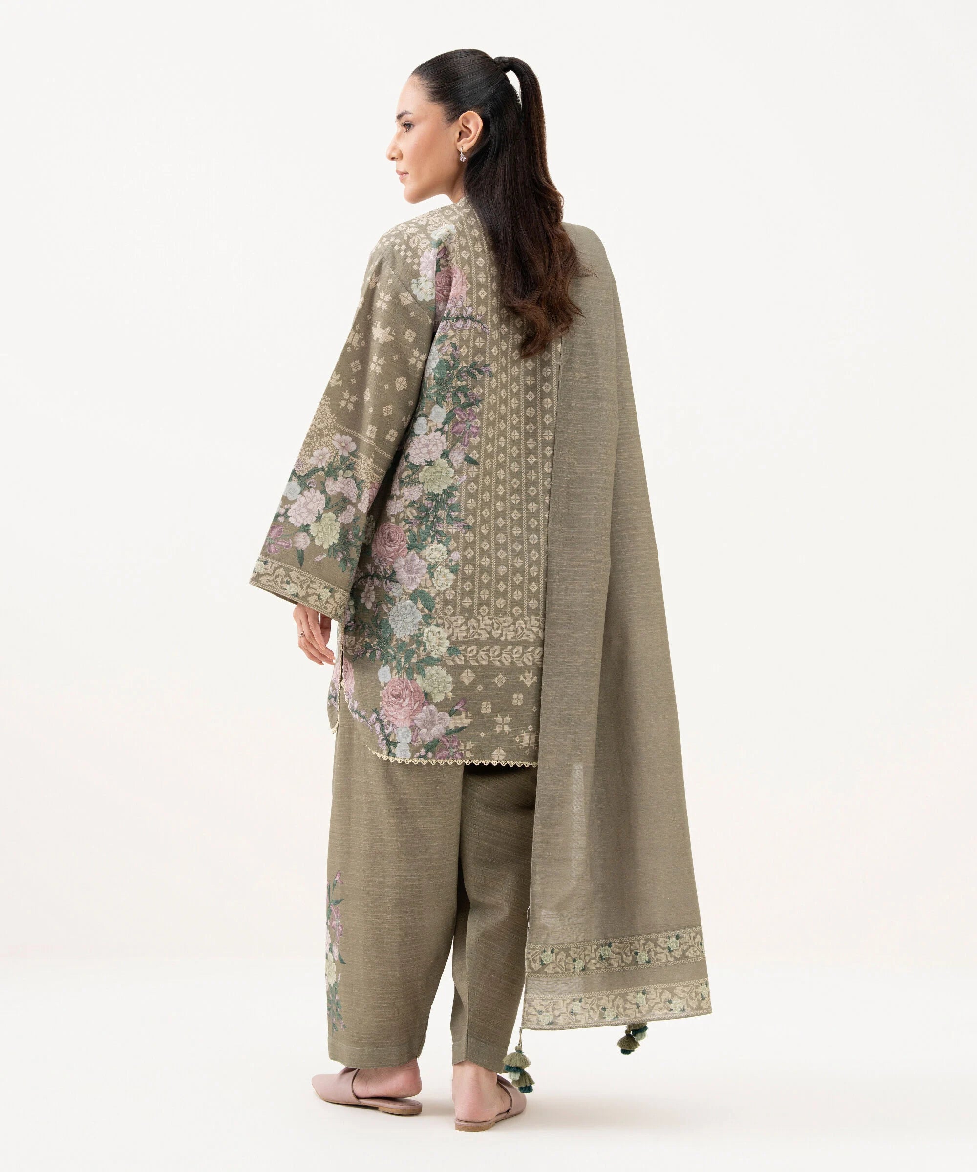 3 Piece - Printed Khaddar Suit