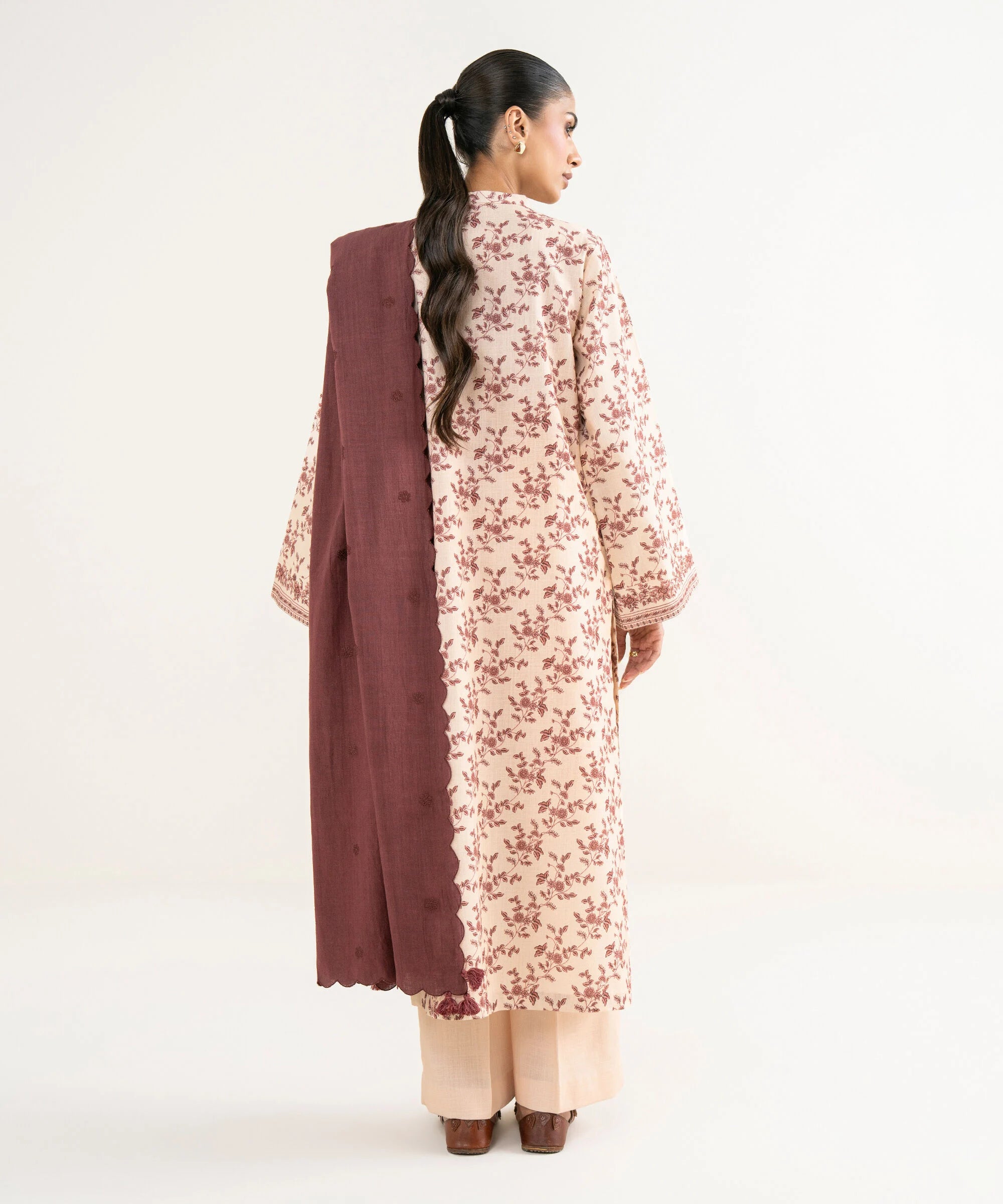 3 Piece - Embroidered Lawn Suit