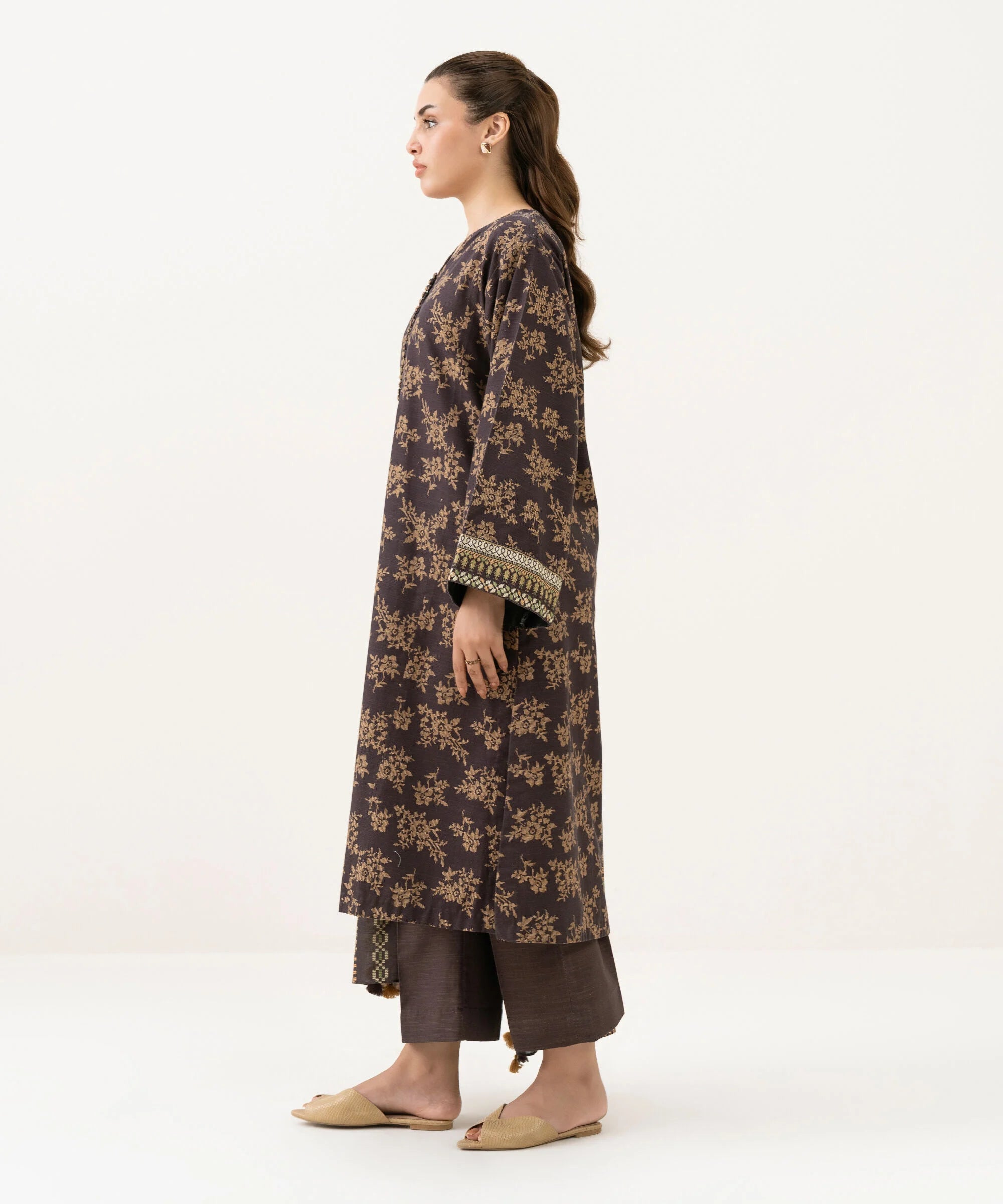 3 Piece - Printed Khaddar Suit
