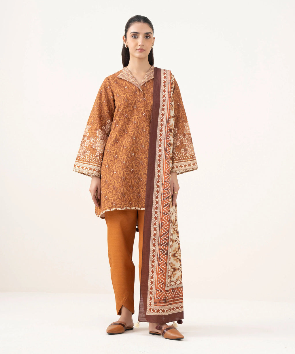 3 Piece - Printed Khaddar Suit