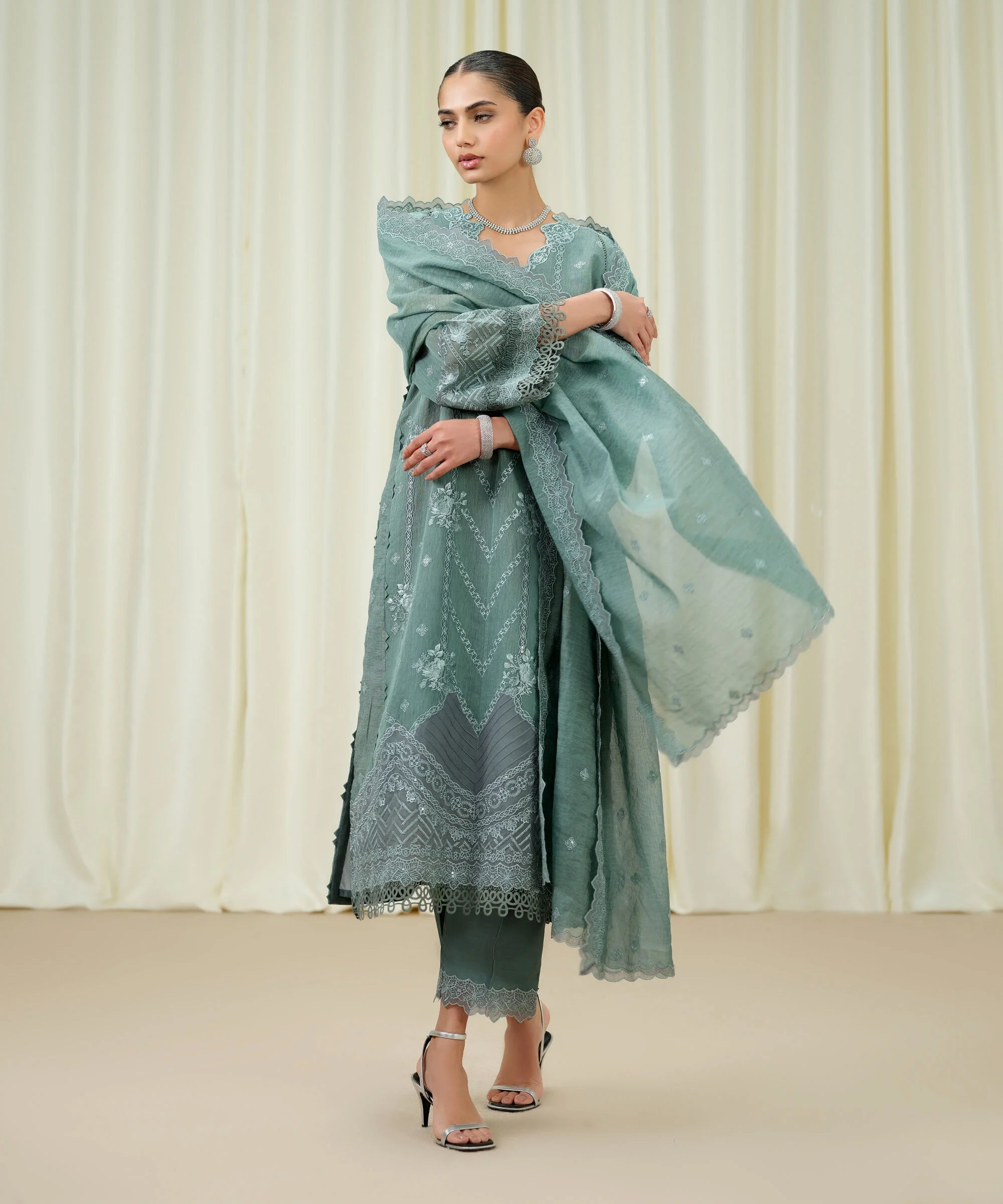 3 Piece - Embroidered Muslin Suit