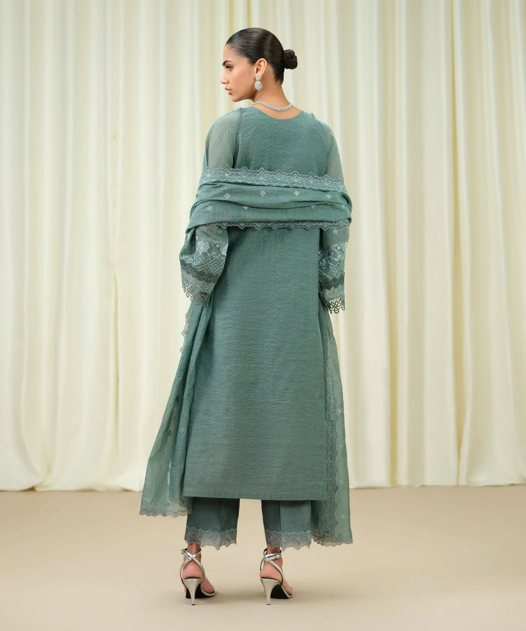 3 Piece - Embroidered Muslin Suit