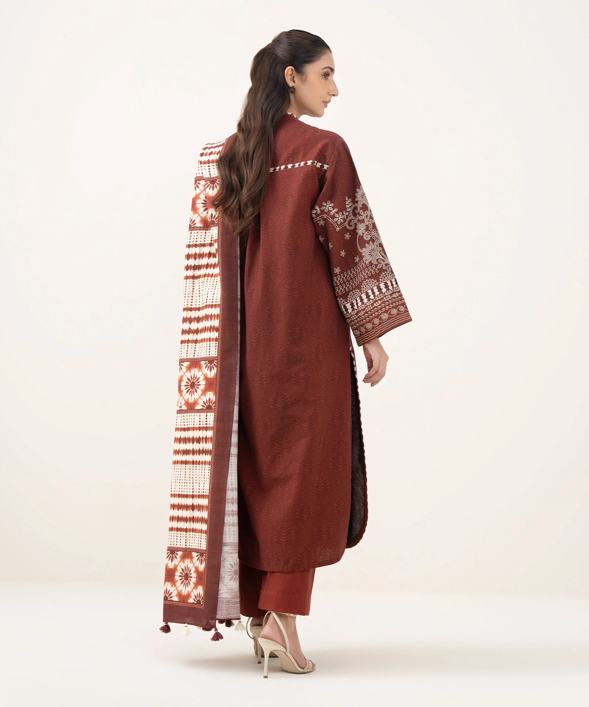 3 Piece - Printed Light Khaddar Suit