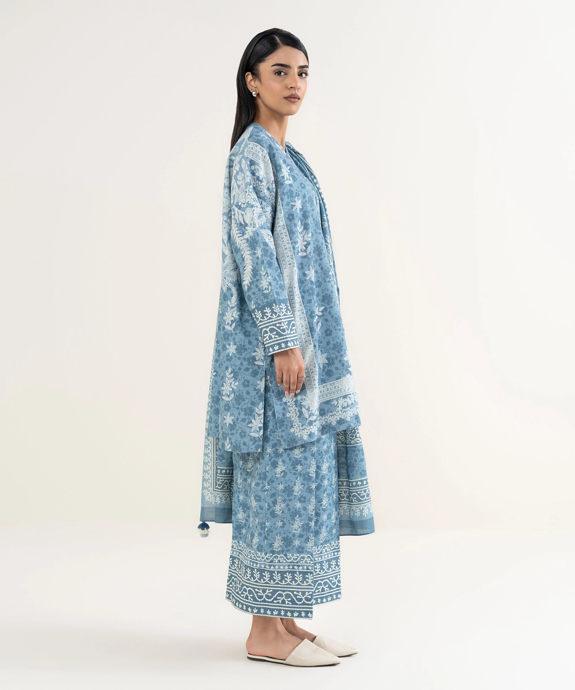 3 Piece - Printed Khaddar Suit