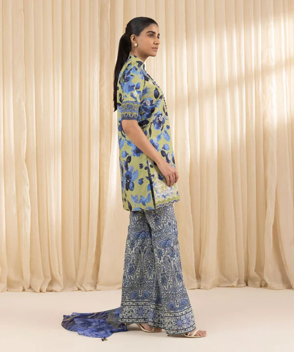 3 Piece - Embroidered Lawn Suit