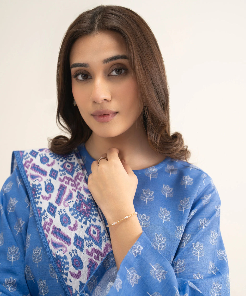 3 Piece - Printed Khaddar Suit