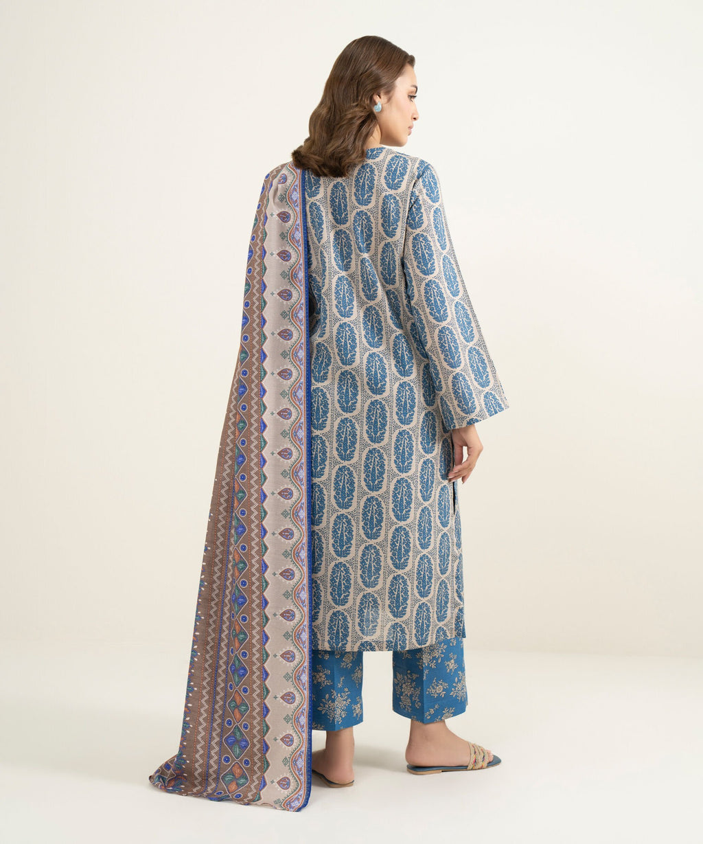 3 Piece - Printed Khaddar Suit