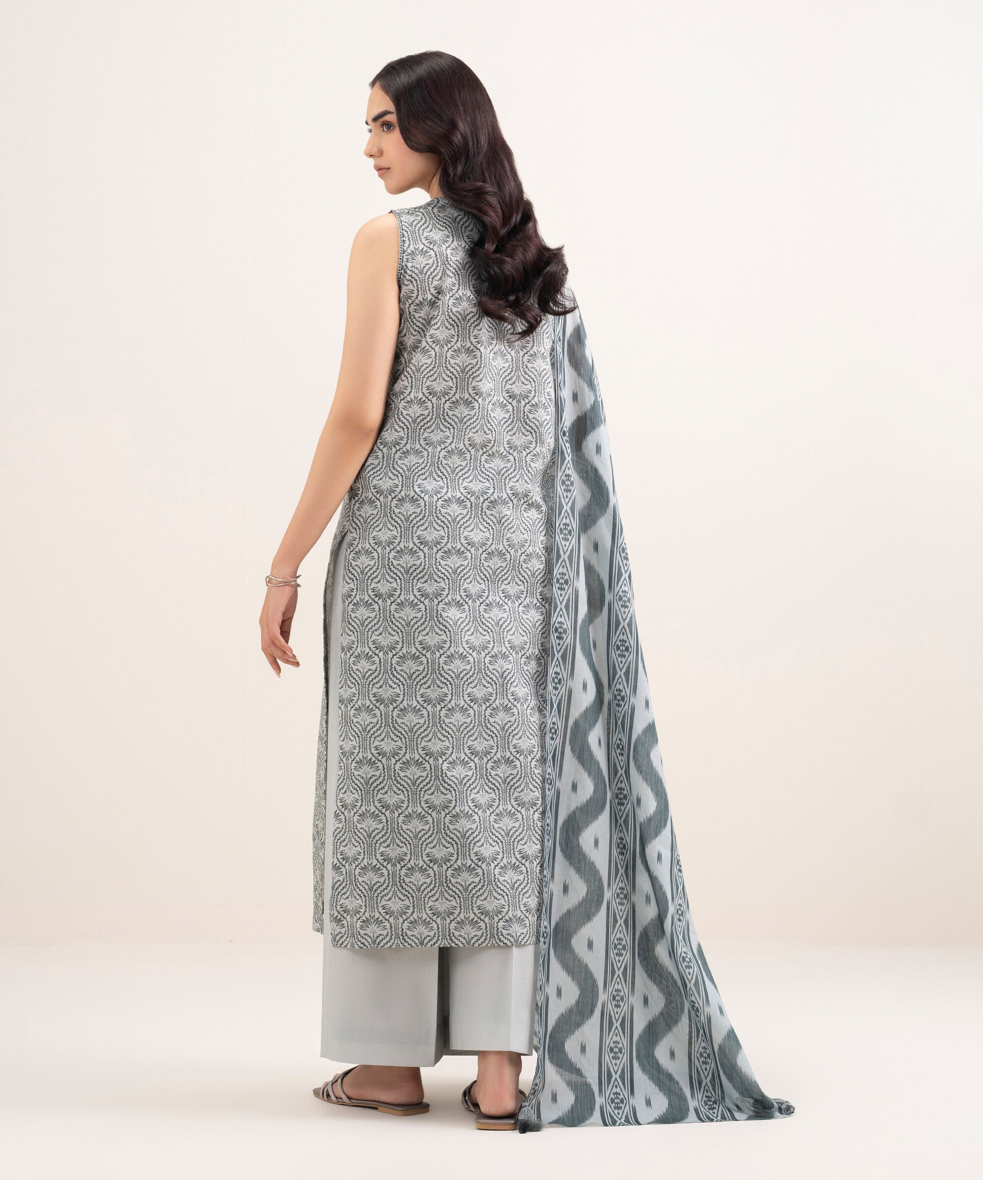 3 Piece - Printed Lawn Suit