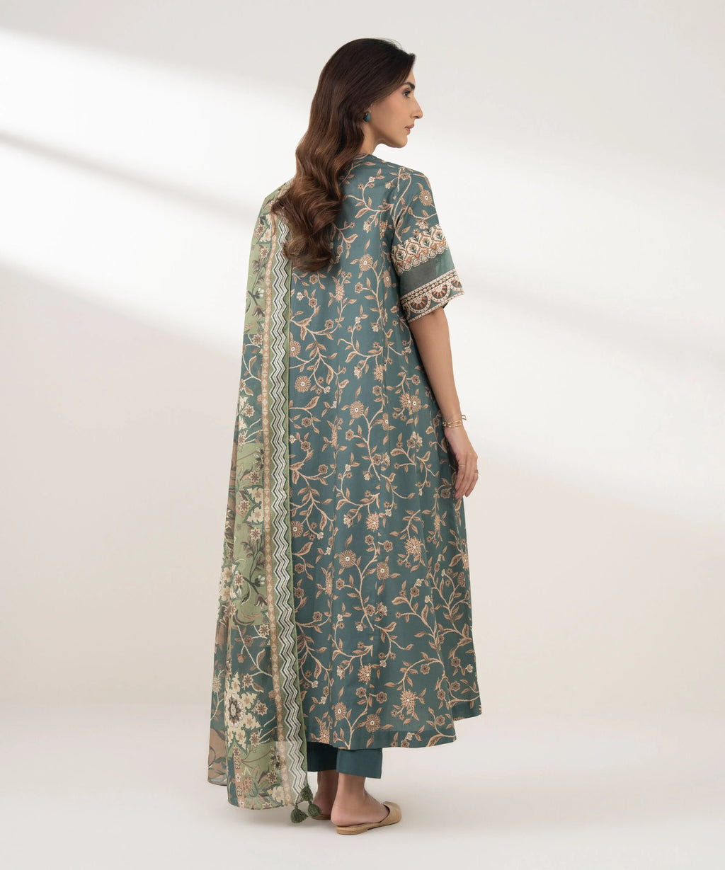 3 Piece - Embroidered Lawn Suit