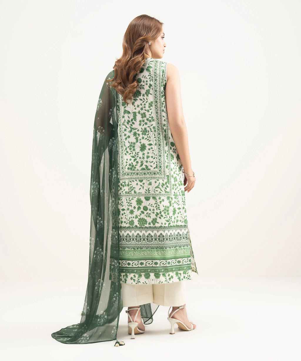 3 Piece - Embroidered Lawn Suit