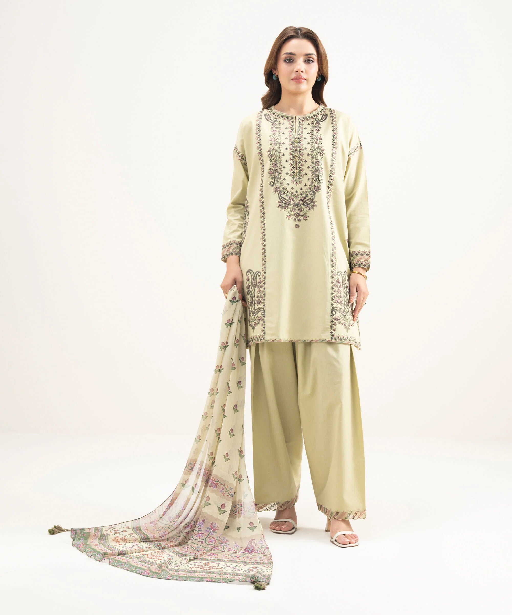 3 Piece - Embroidered Lawn Suit