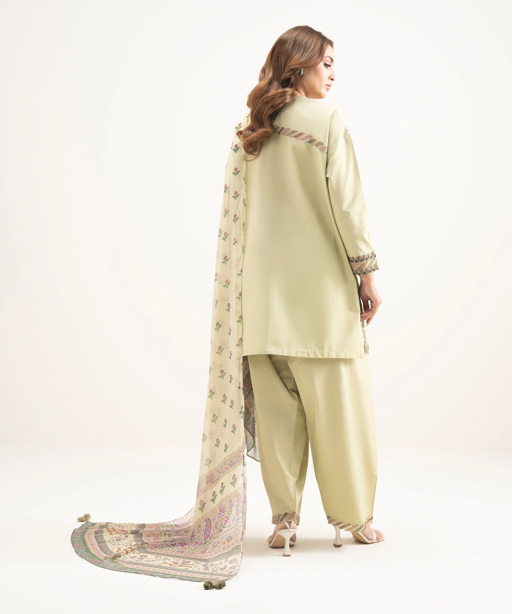 3 Piece - Embroidered Lawn Suit