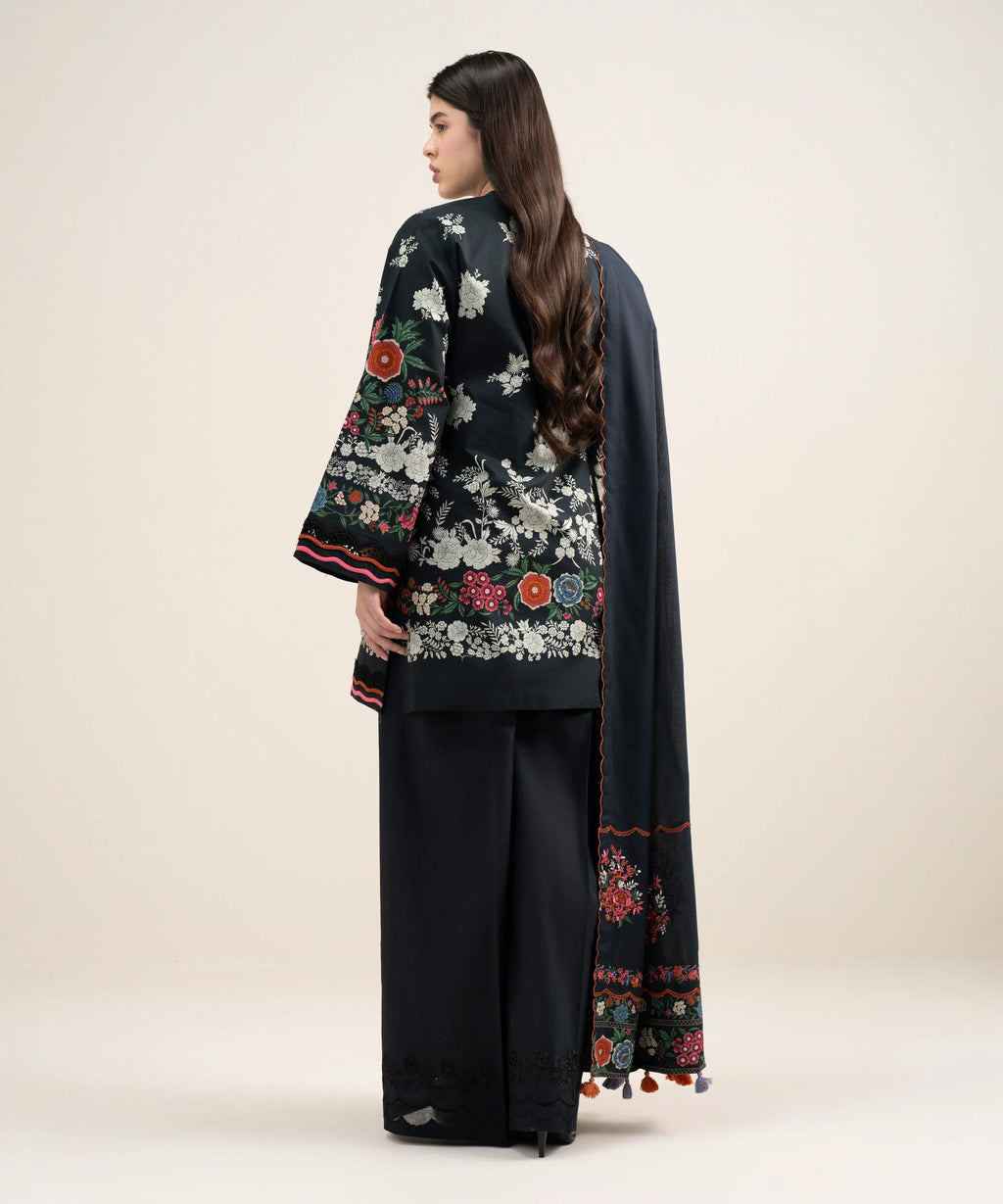 3 Piece - Embroidered Lawn Suit