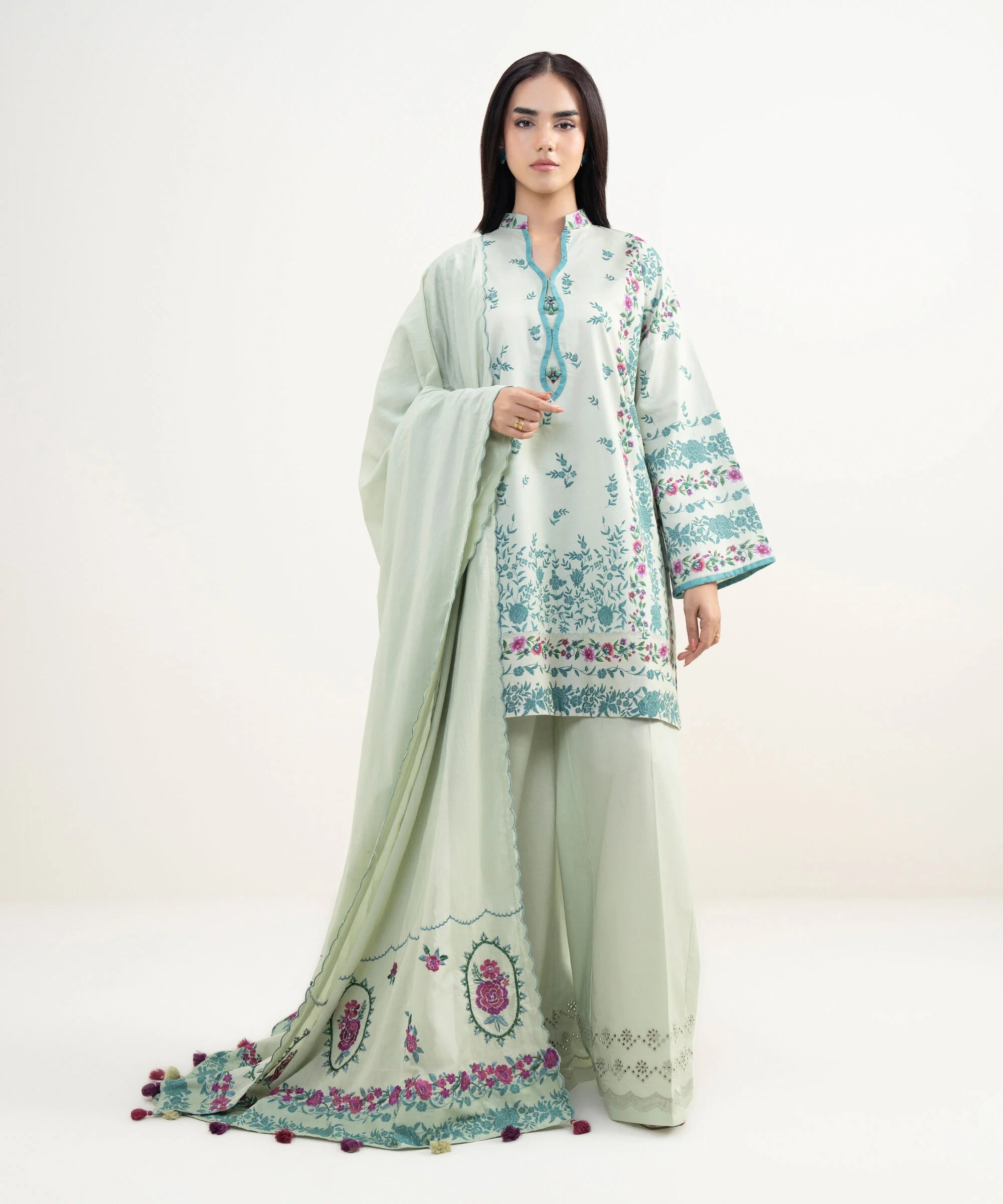 3 Piece - Embroidered Lawn Suit