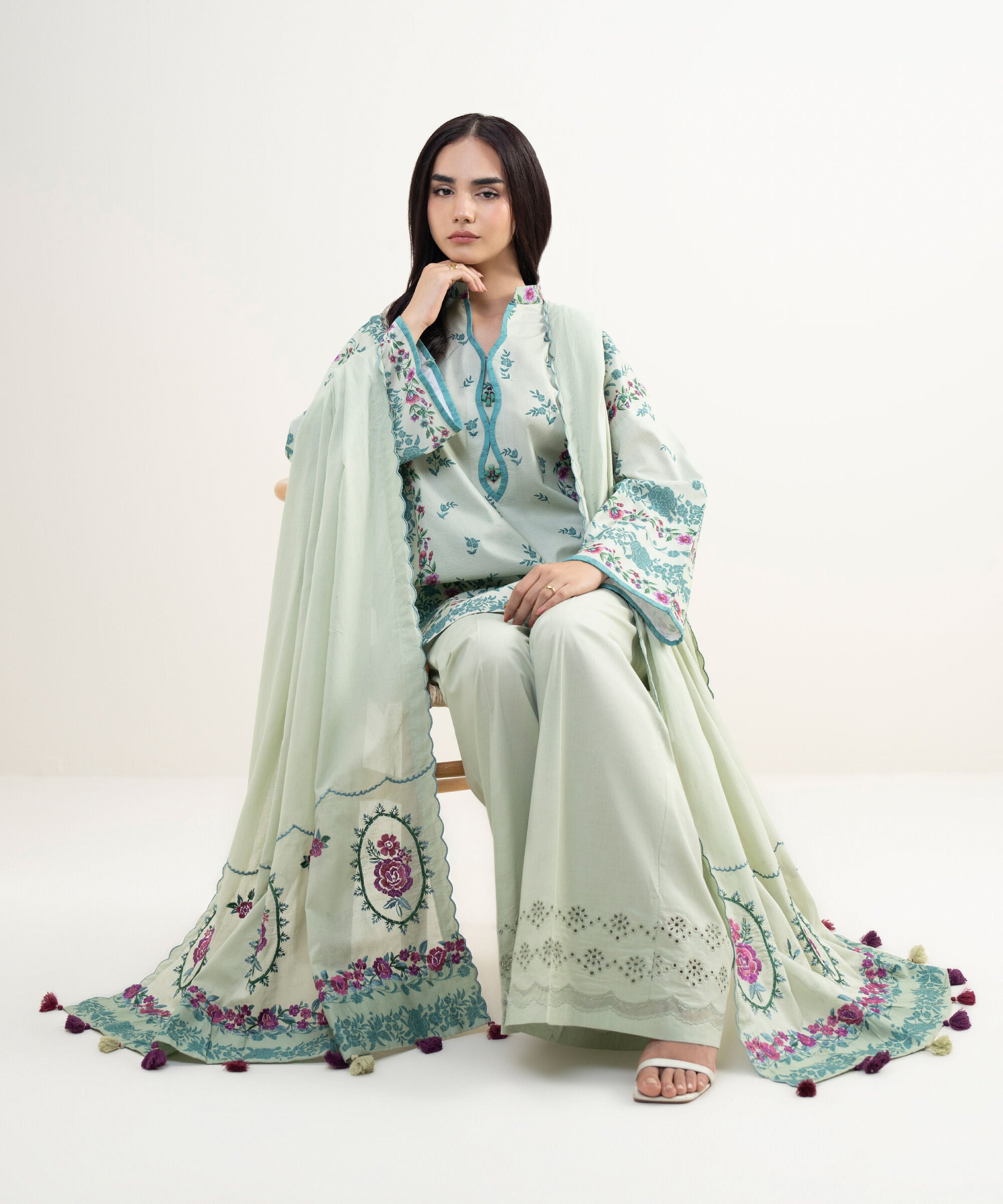 3 Piece - Embroidered Lawn Suit