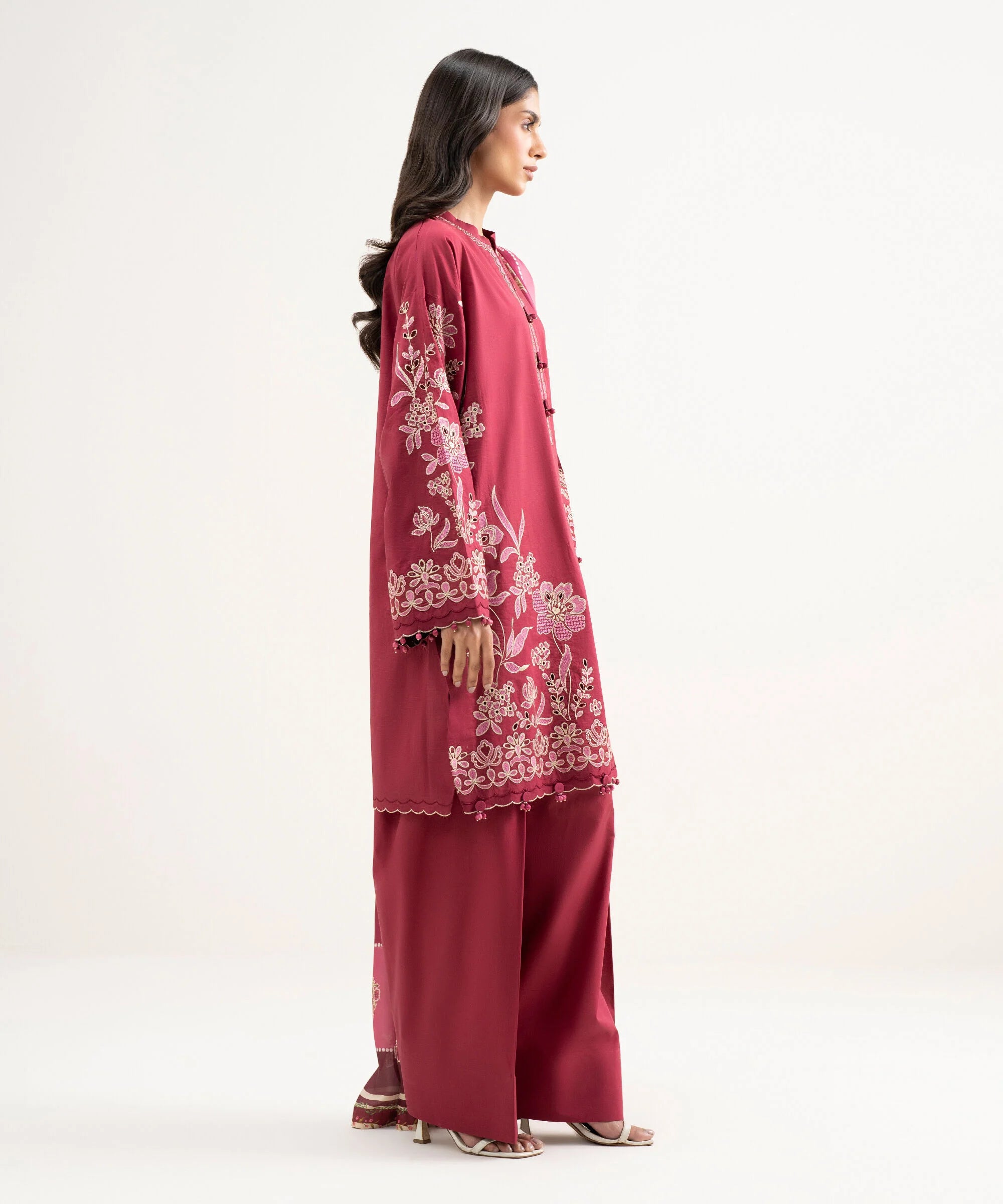 3 Piece - Embroidered Lawn Suit