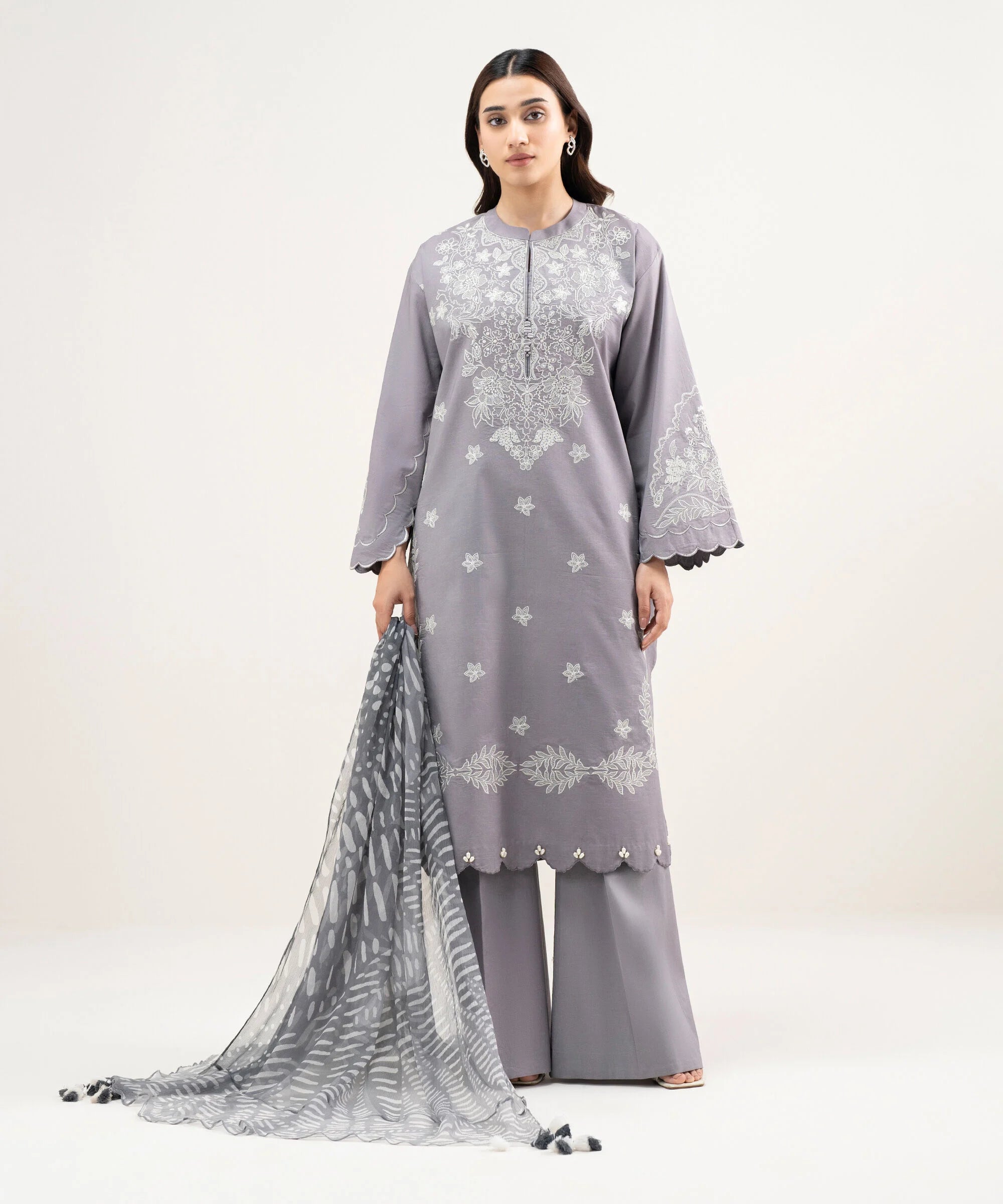 3 Piece - Embroidered Lawn Suit
