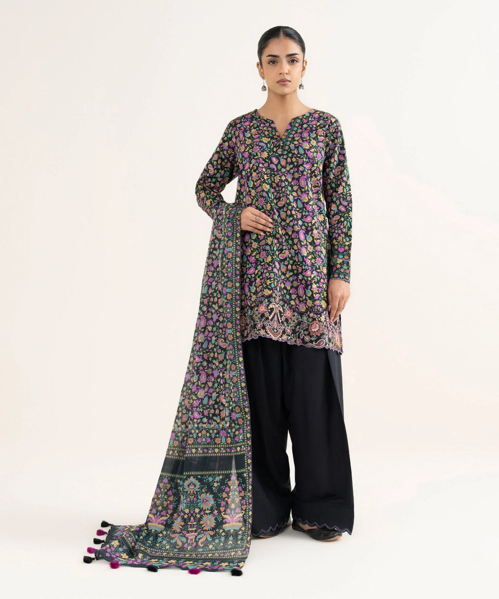 3 Piece - Embroidered Lawn Suit