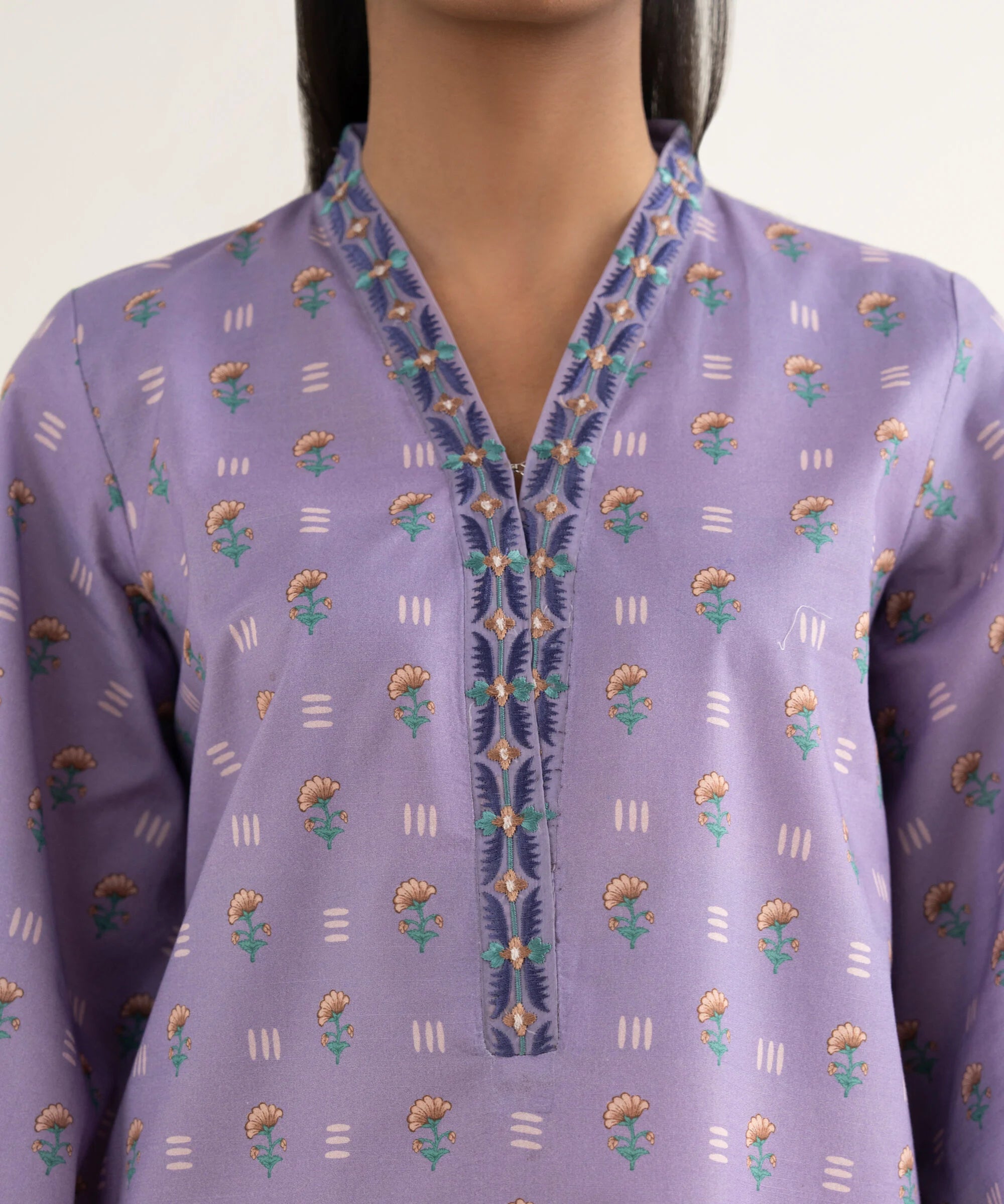 3 Piece - Embroidered Lawn Suit