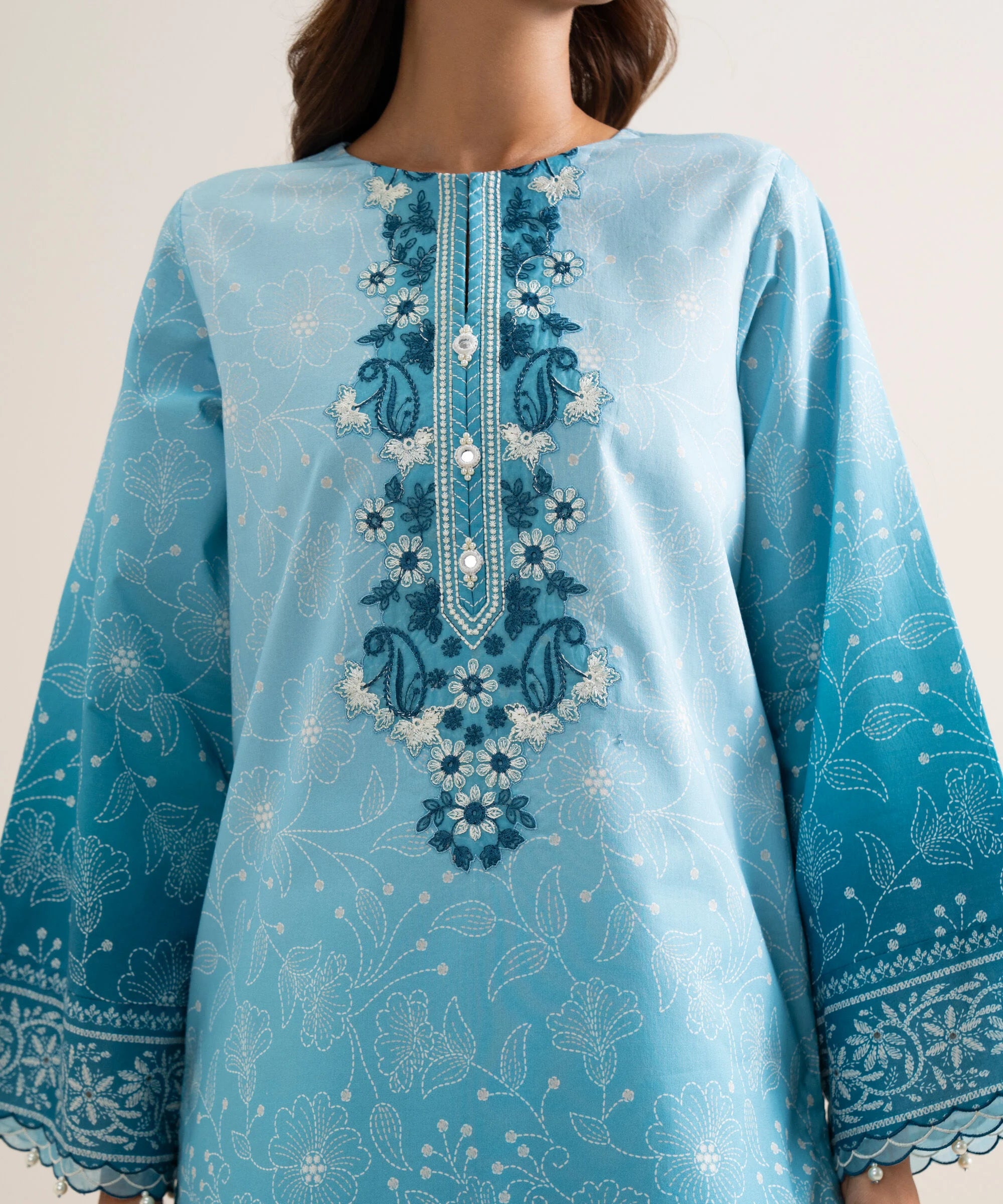 3 Piece - Embroidered Lawn Suit
