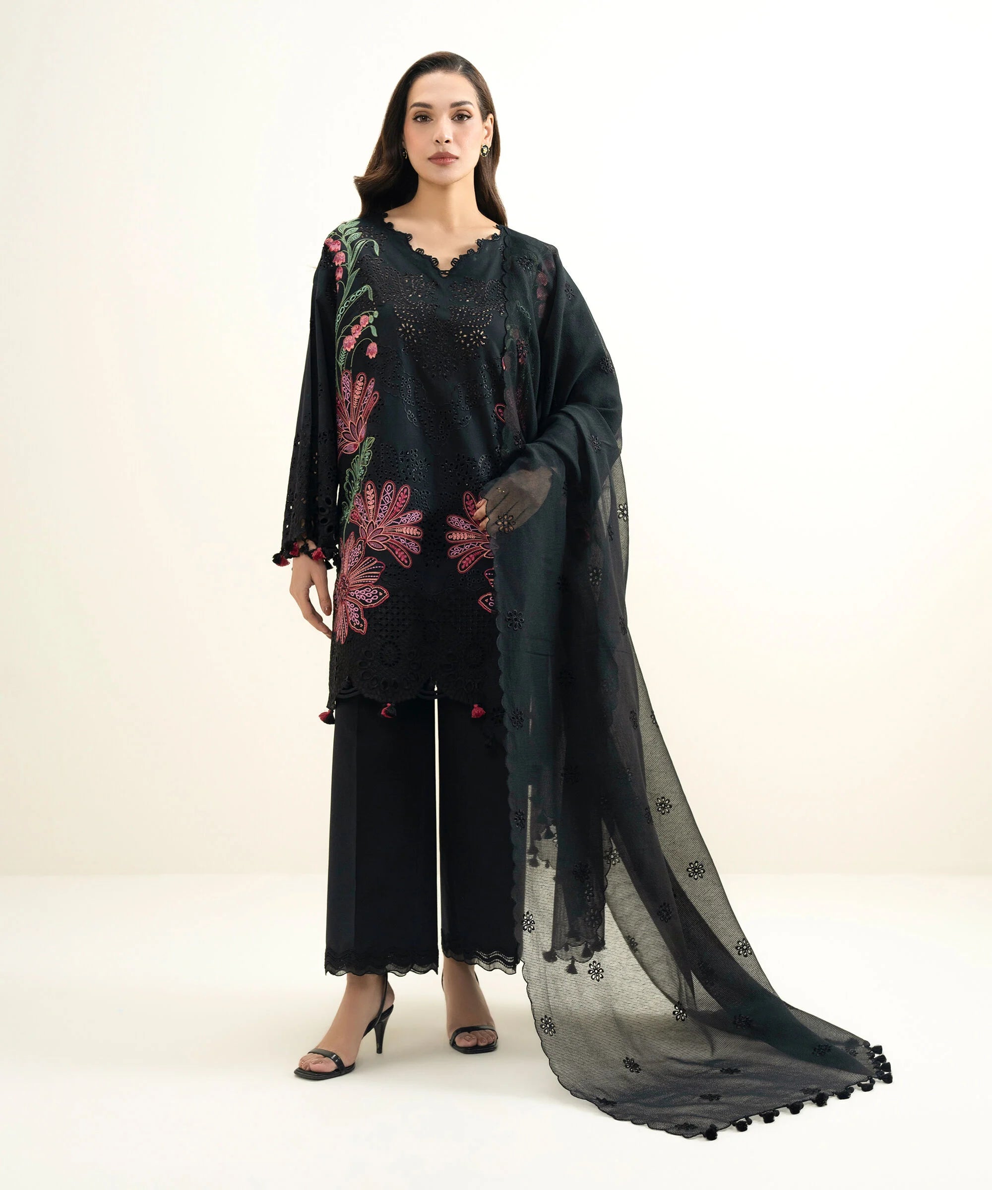 3 Piece - Embroidered Lawn Suit
