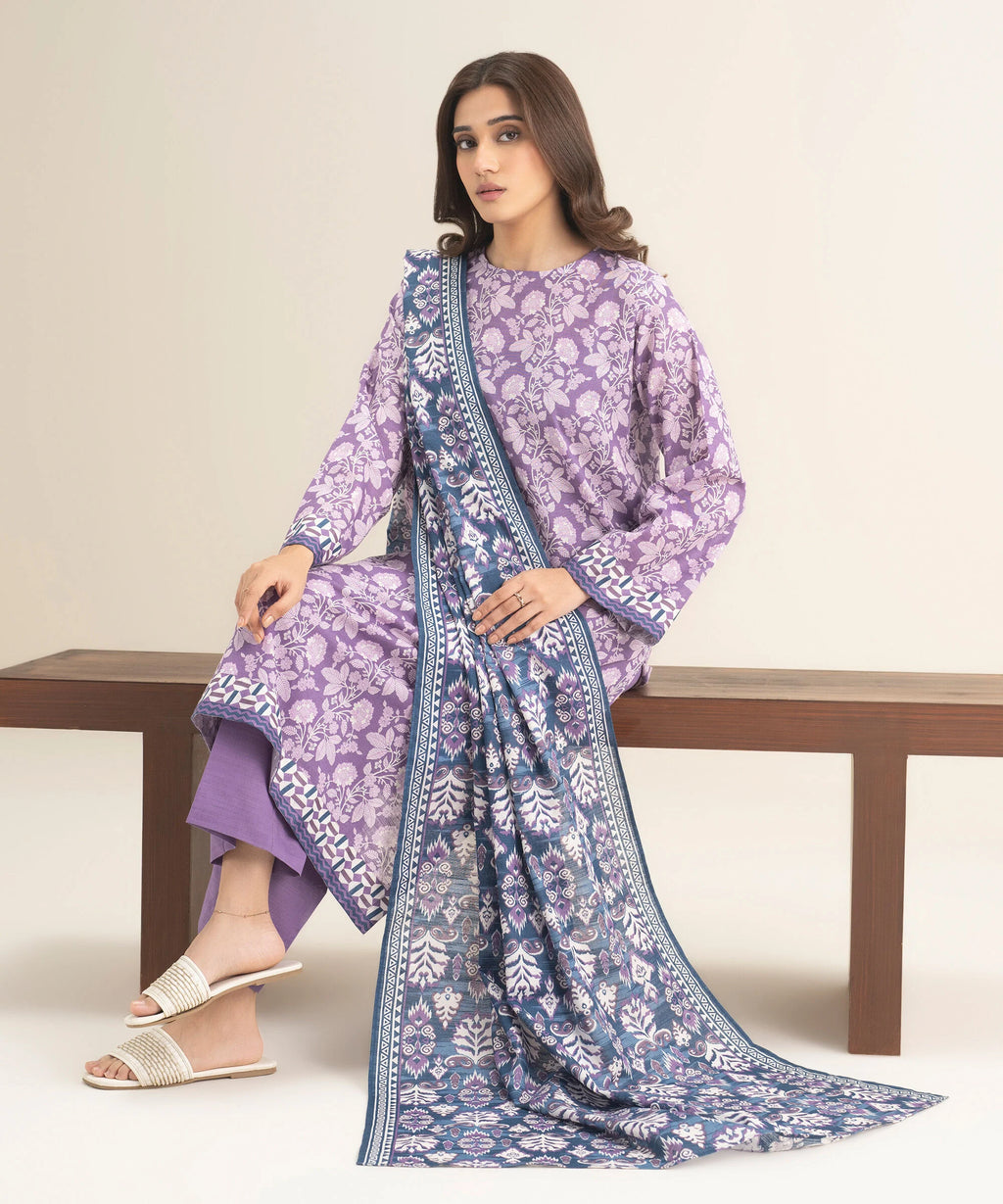 3 Piece - Printed Khaddar Suit