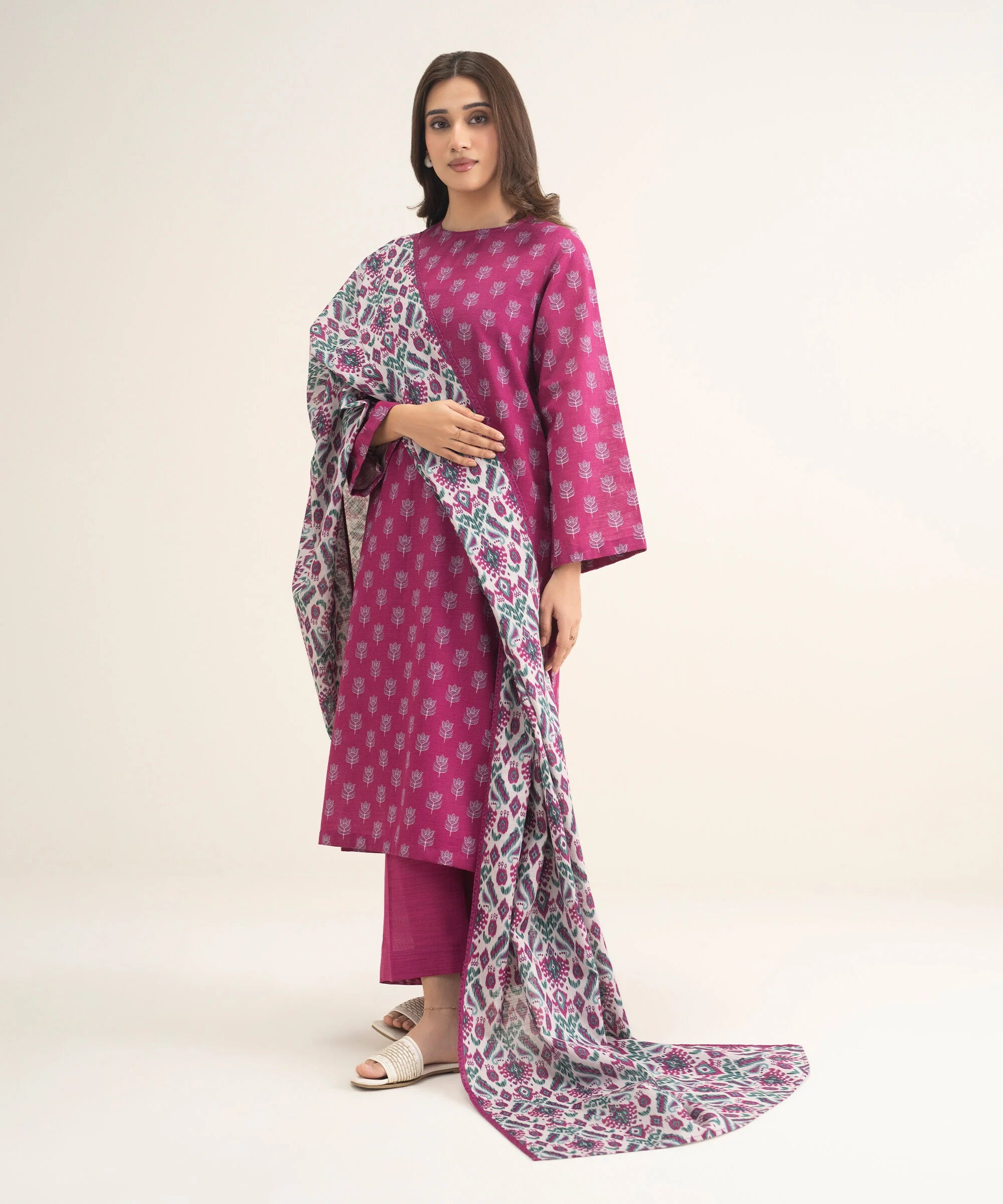 3 Piece - Printed Khaddar Suit