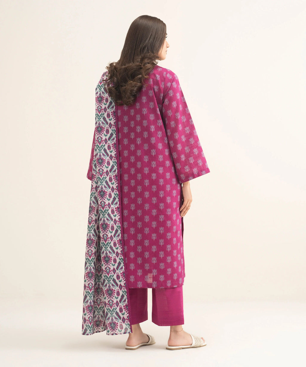 3 Piece - Printed Khaddar Suit