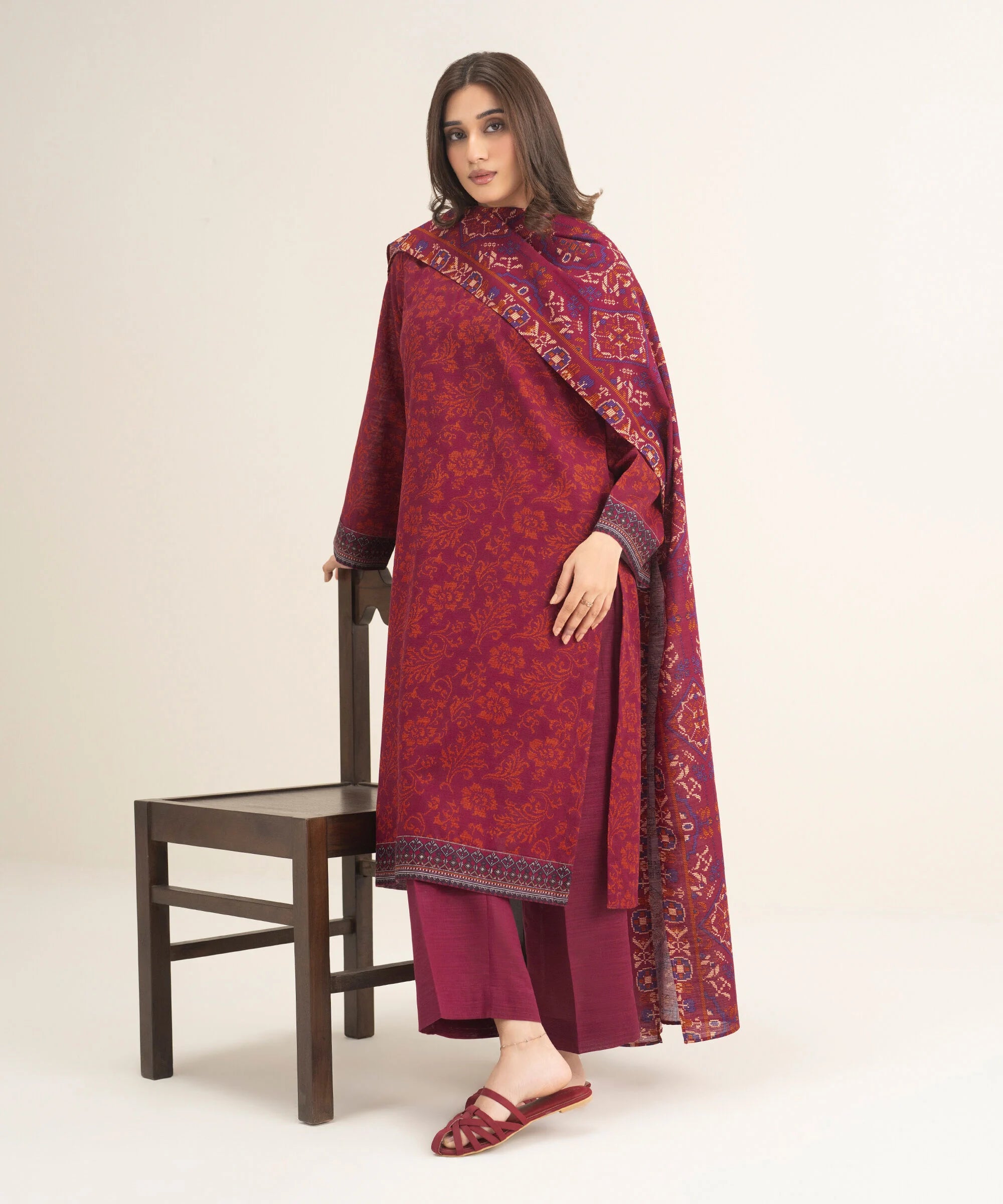 3 Piece - Printed Khaddar Suit