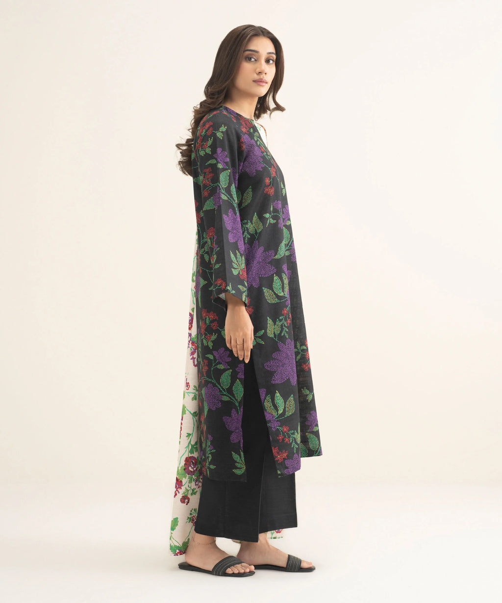 3 Piece - Printed Khaddar Suit