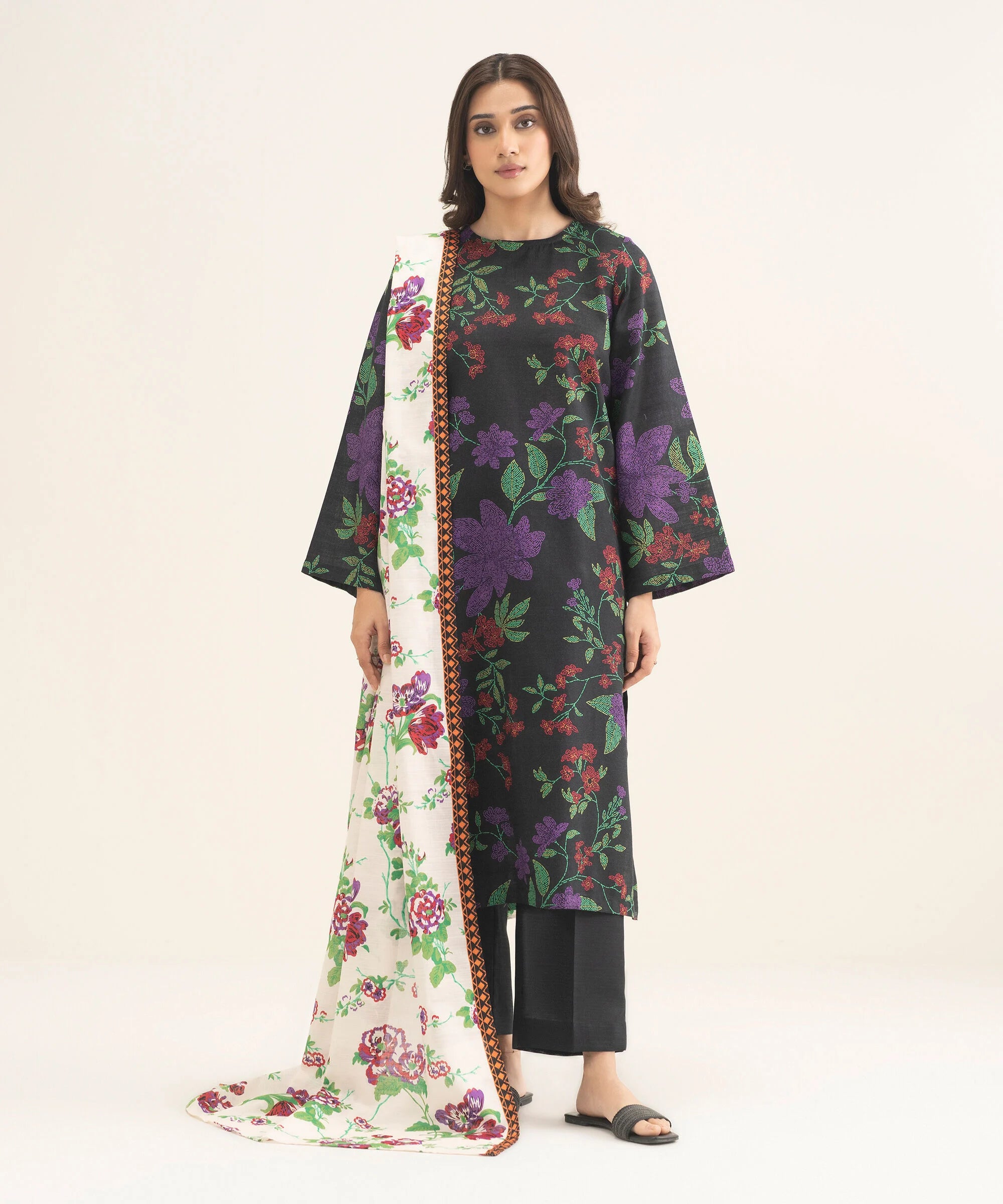 3 Piece - Printed Khaddar Suit