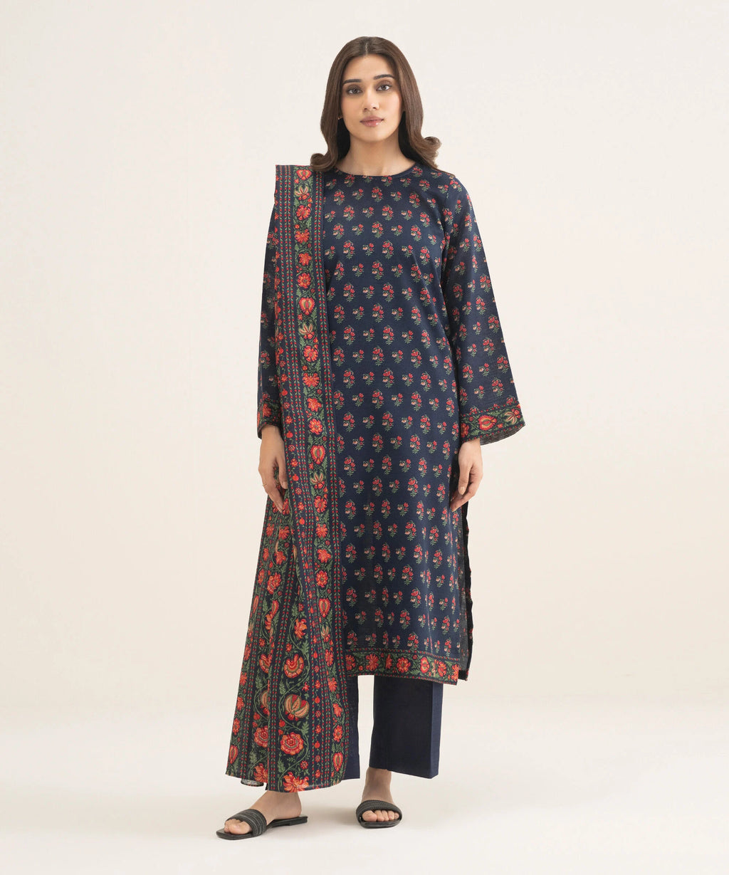 3 Piece - Printed Khaddar Suit