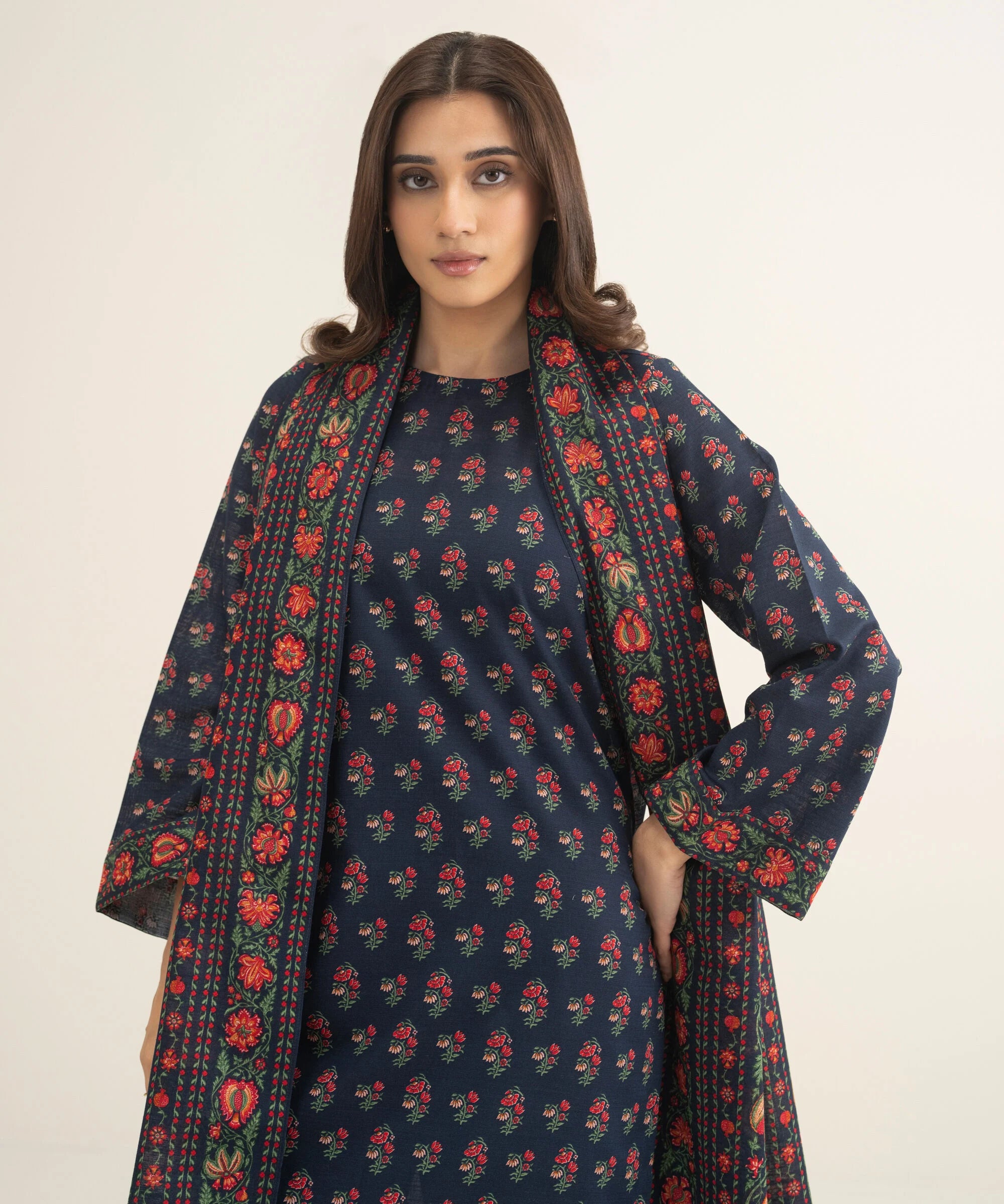3 Piece - Printed Khaddar Suit
