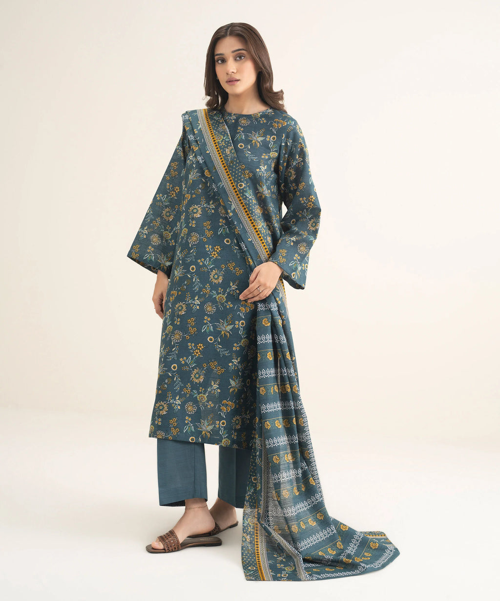 3 Piece - Printed Khaddar Suit