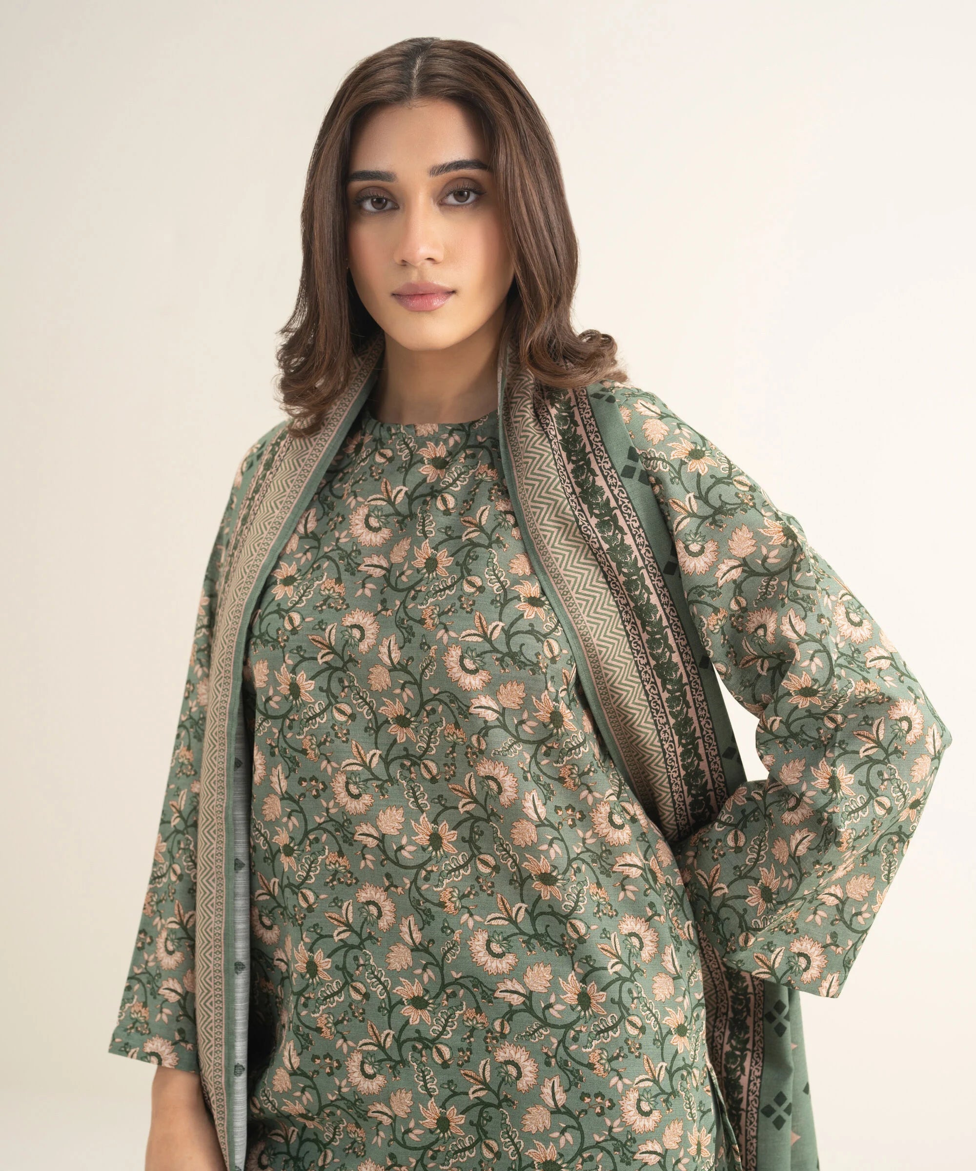 3 Piece - Printed Khaddar Suit