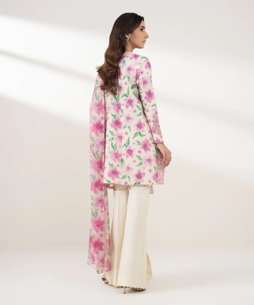 3 Piece - Embroidered Lawn Suit