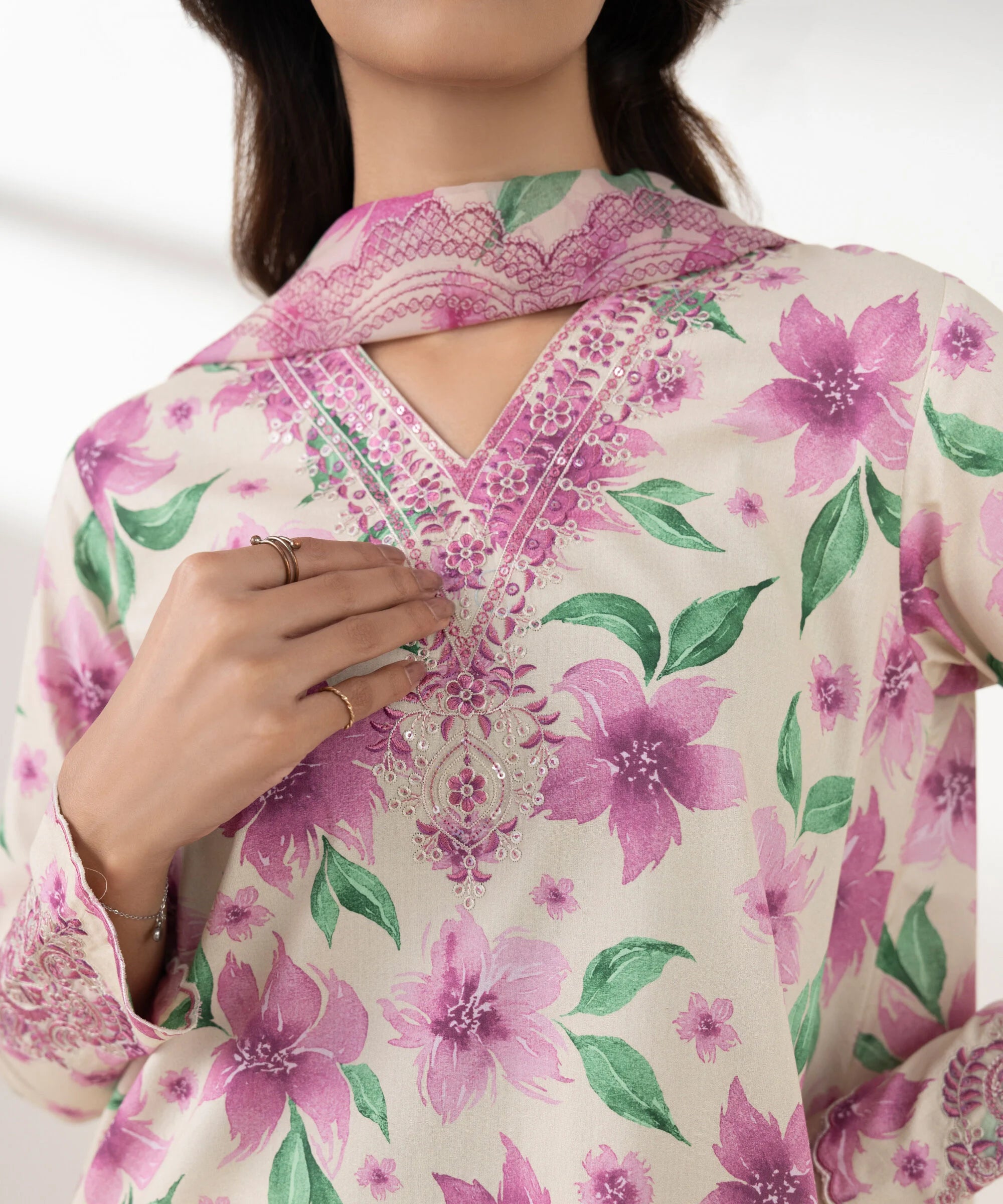3 Piece - Embroidered Lawn Suit