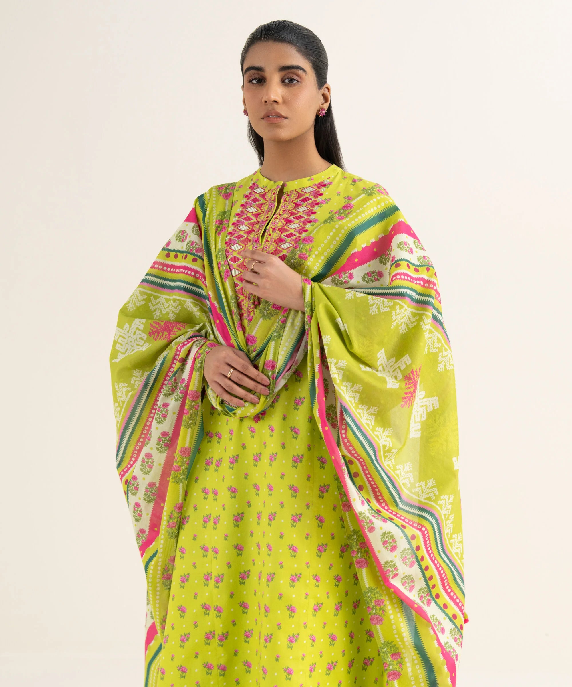 3 Piece - Embroidered Lawn Suit