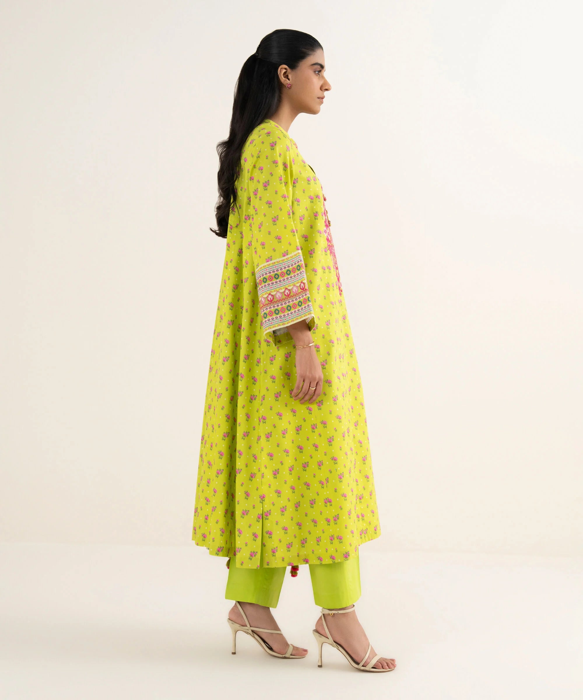 3 Piece - Embroidered Lawn Suit