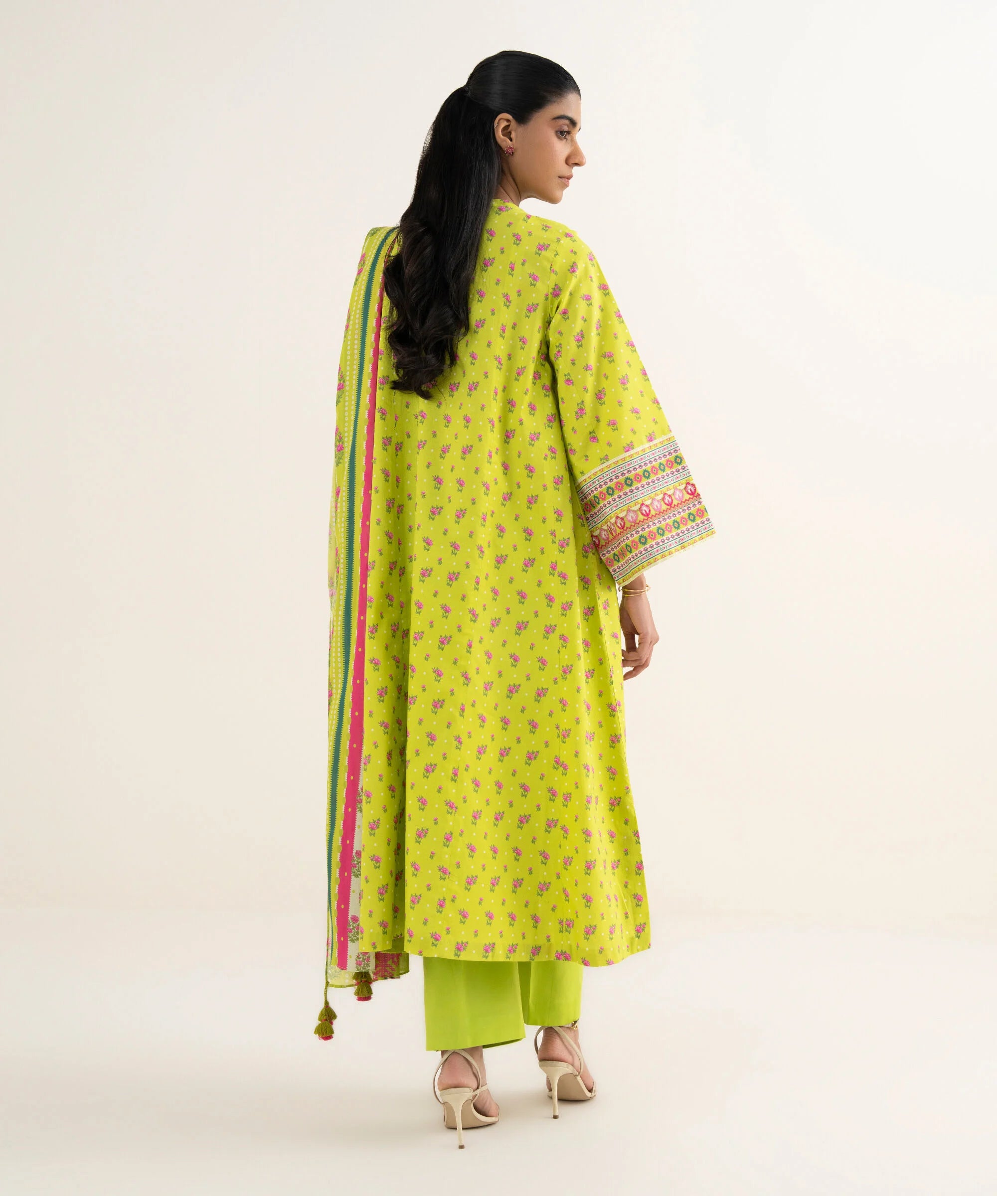 3 Piece - Embroidered Lawn Suit