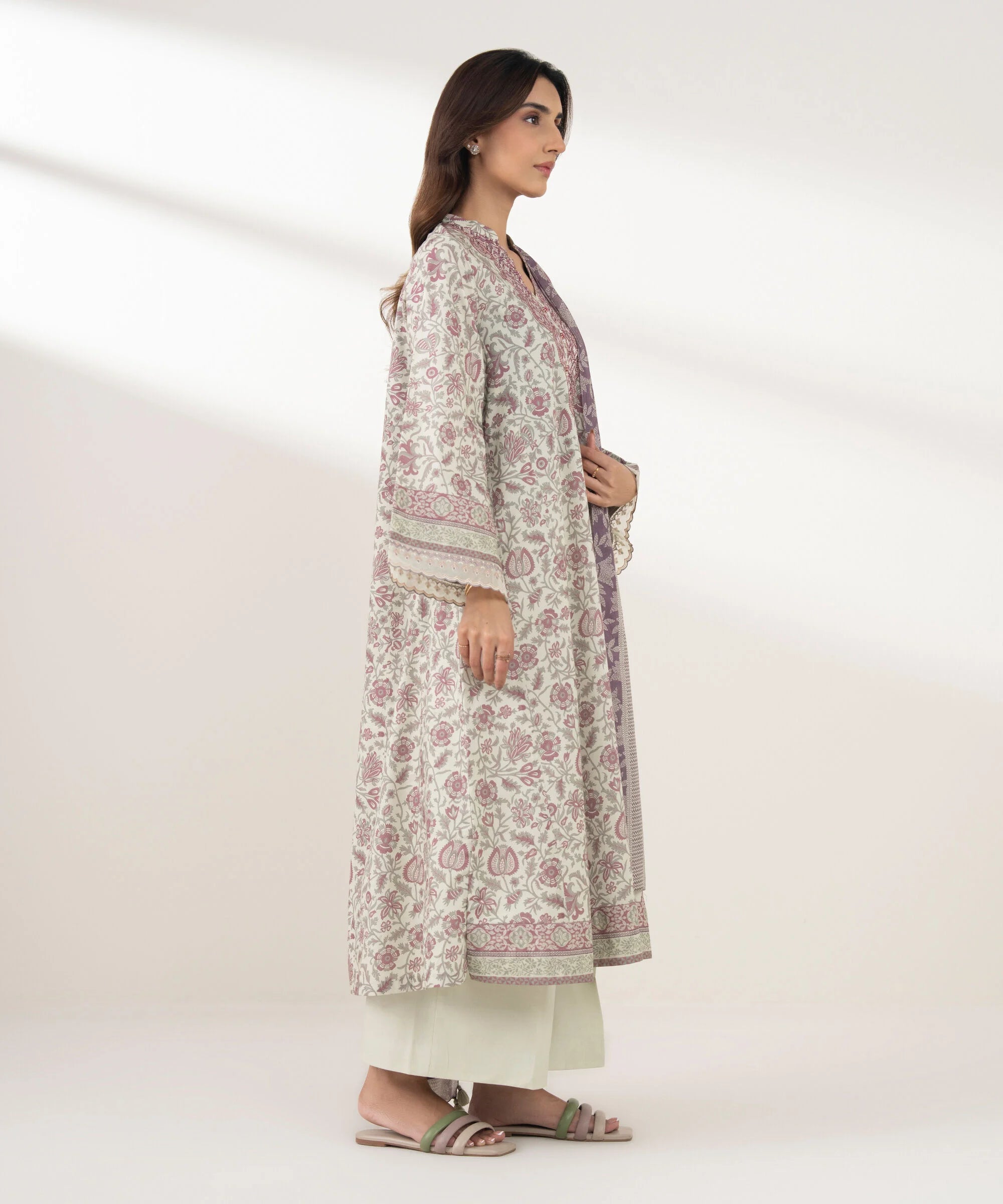 3 Piece - Embroidered Lawn Suit
