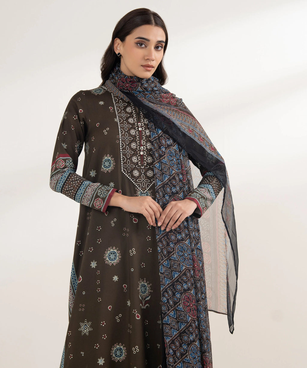 3 Piece - Embroidered Light Linen Suit