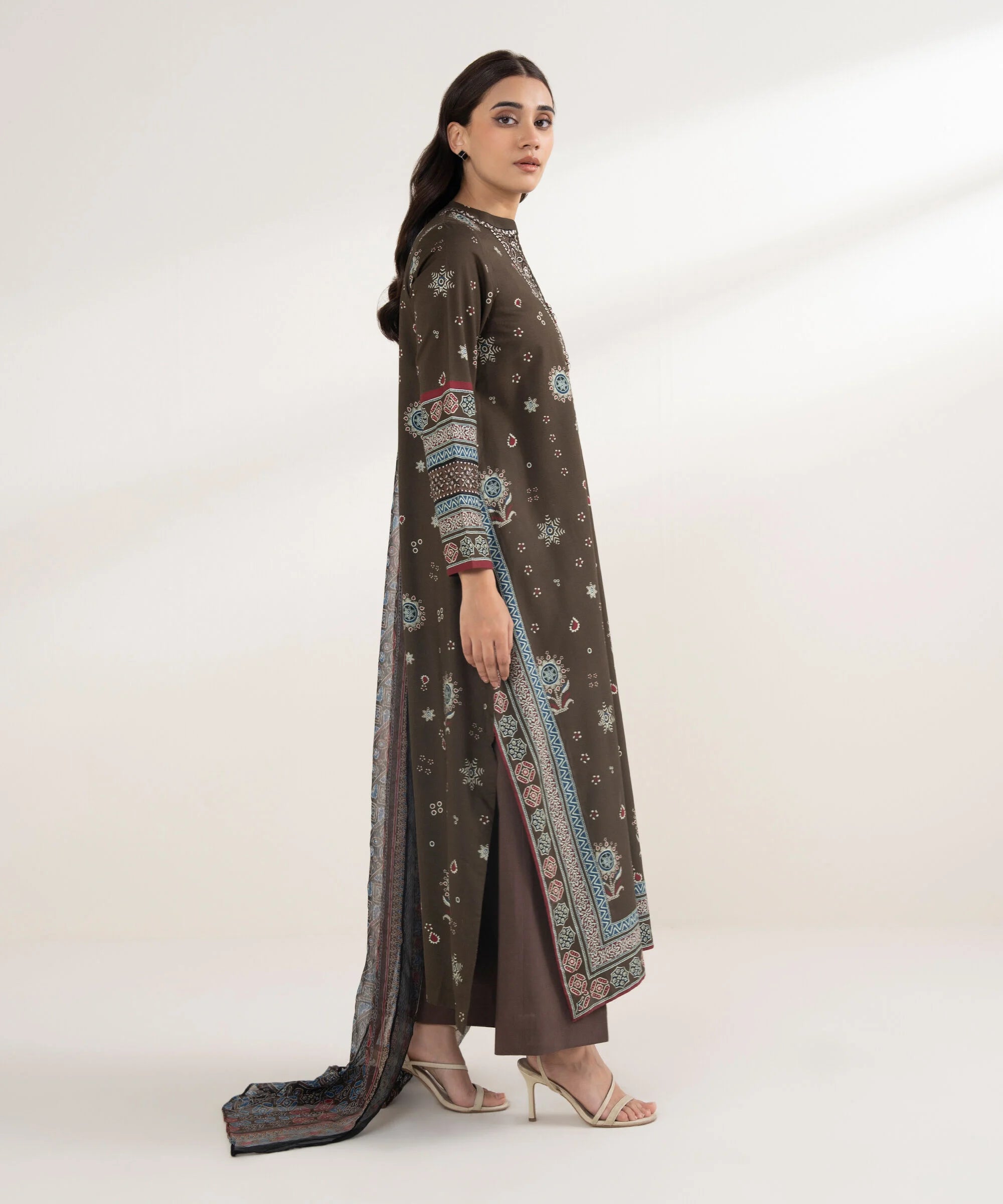 3 Piece - Embroidered Light Linen Suit
