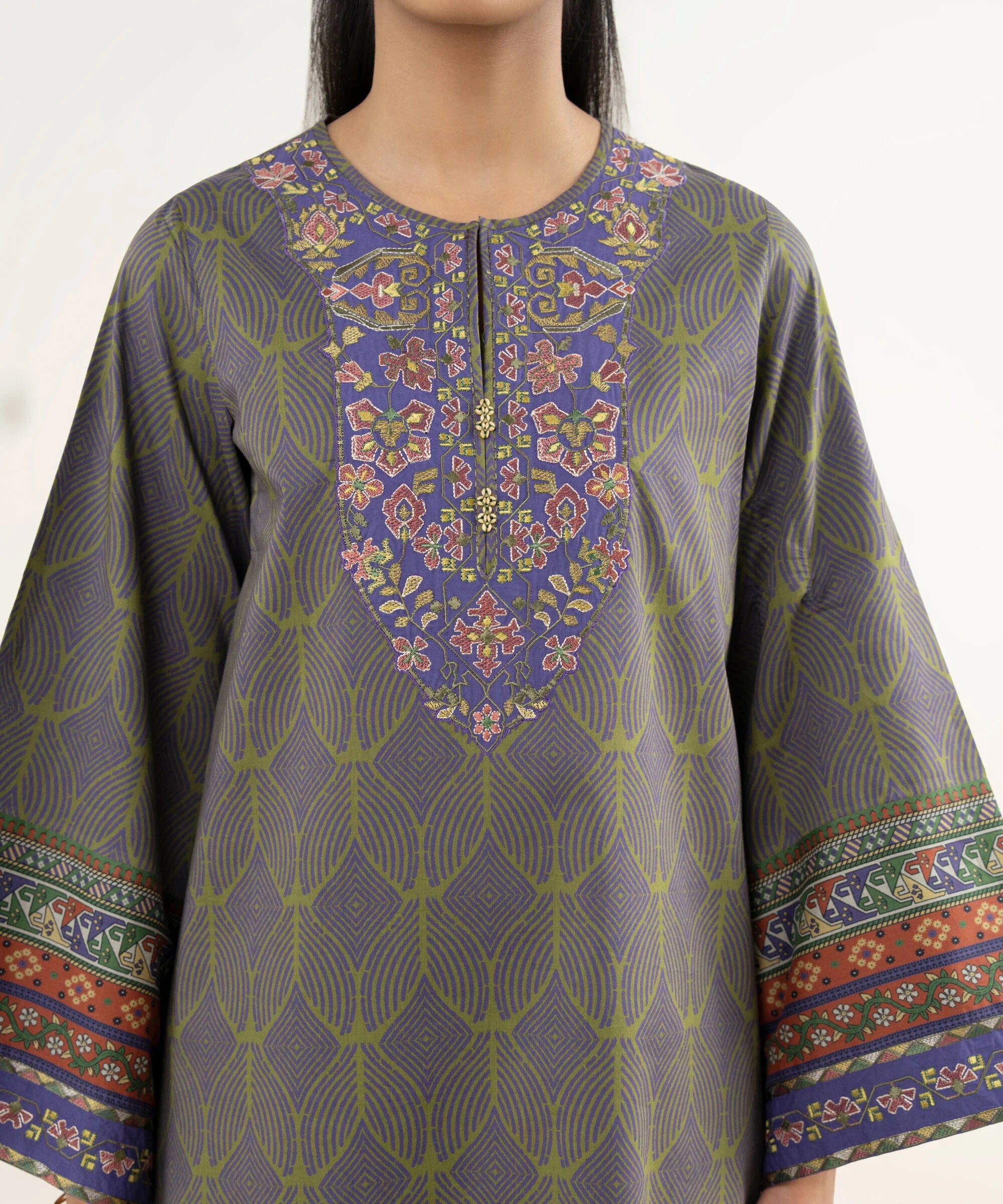 3 Piece - Embroidered Lawn Suit
