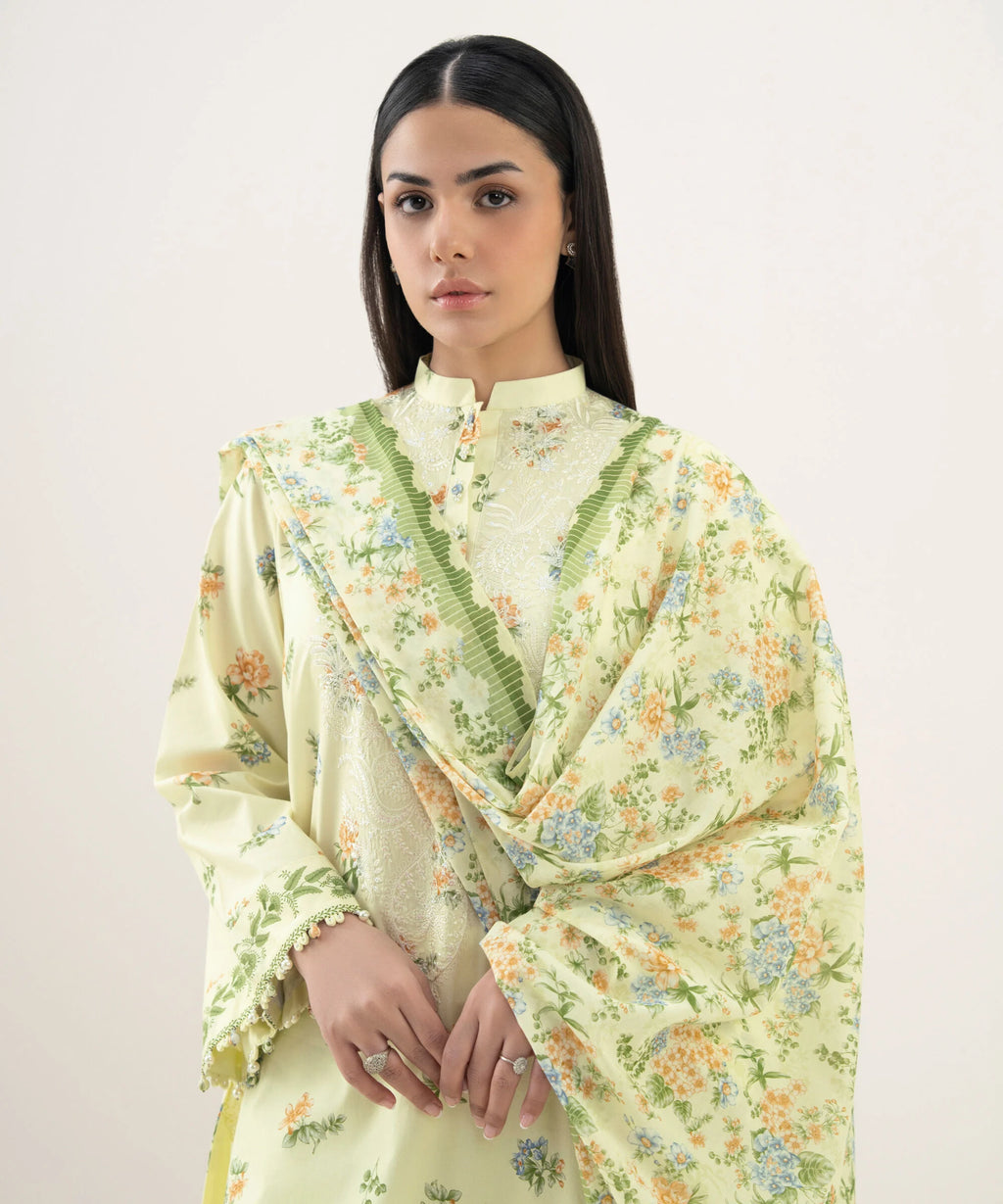 3 Piece - Embroidered Lawn Suit