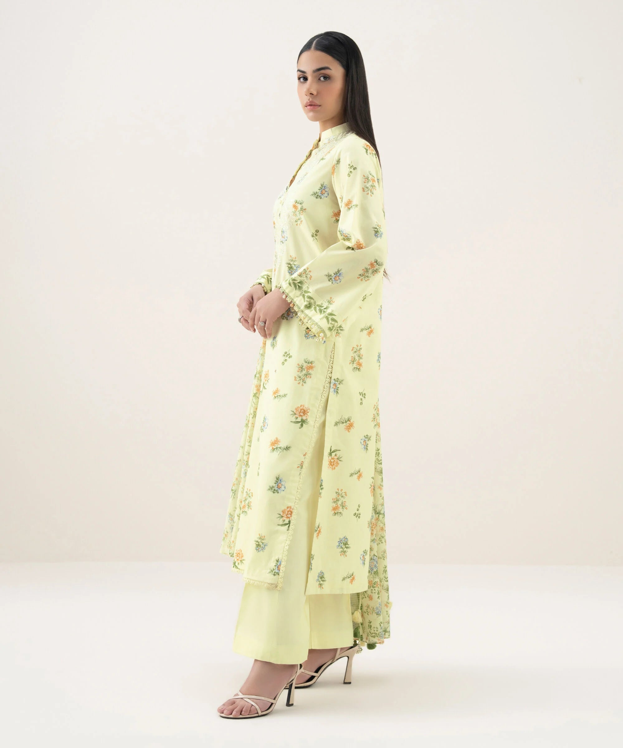 3 Piece - Embroidered Lawn Suit