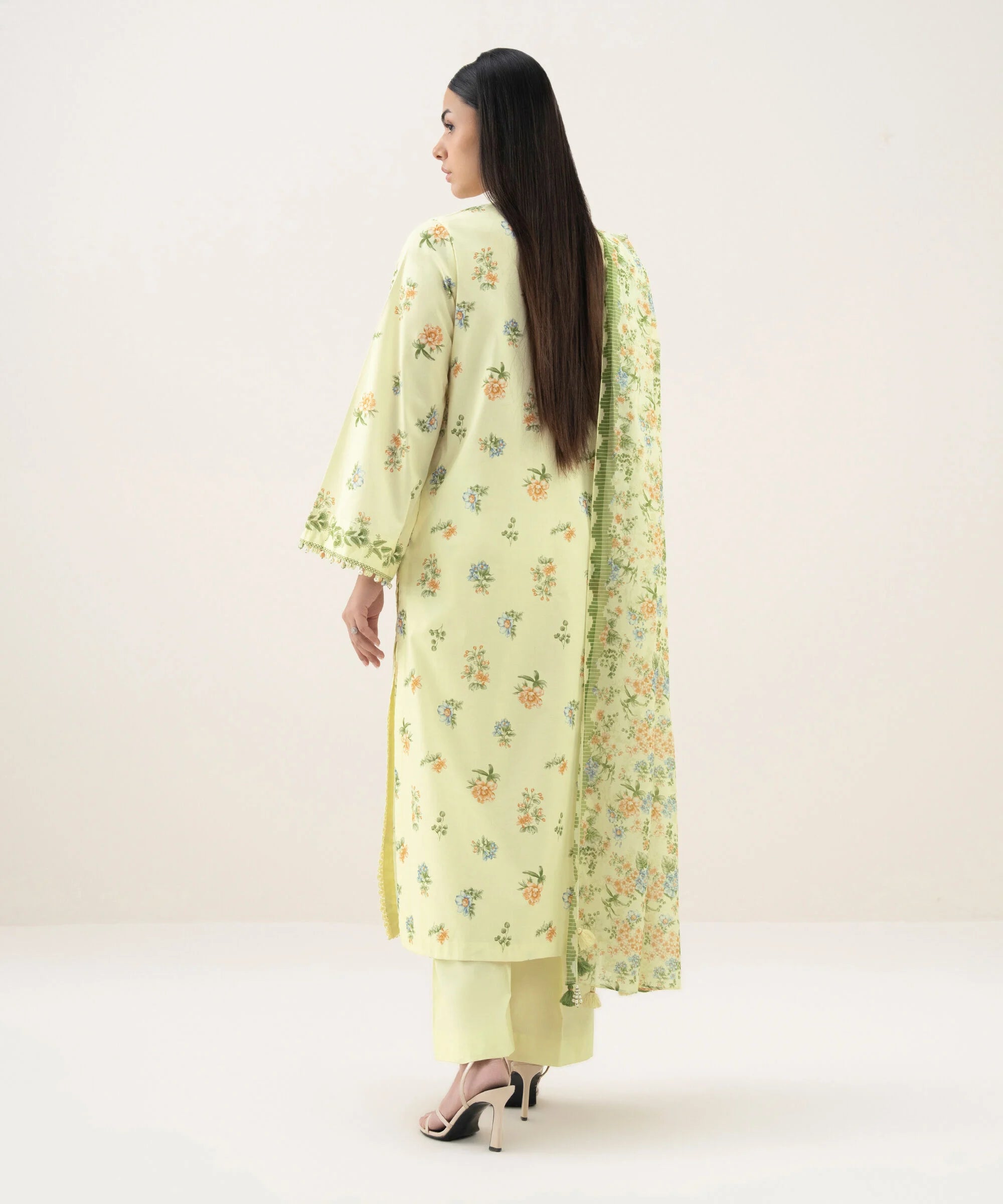 3 Piece - Embroidered Lawn Suit