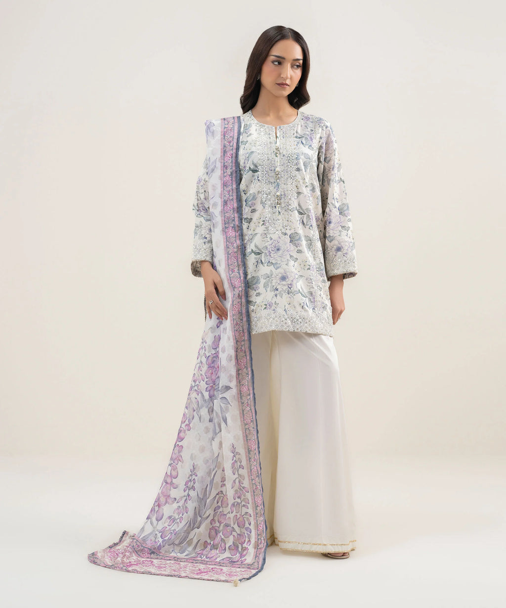 3 Piece - Embroidered Zari Lawn Suit